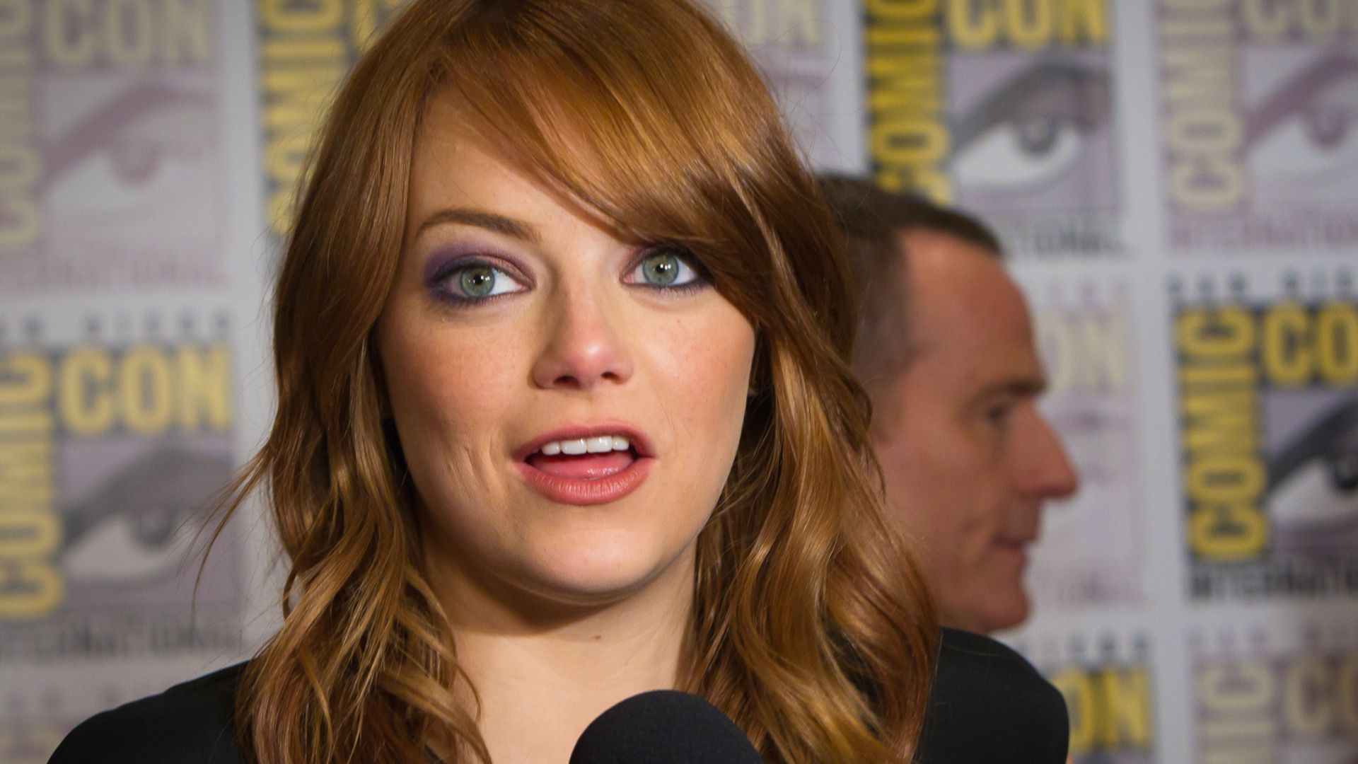 File:Emma Stone Comic-Con 2011.jpg