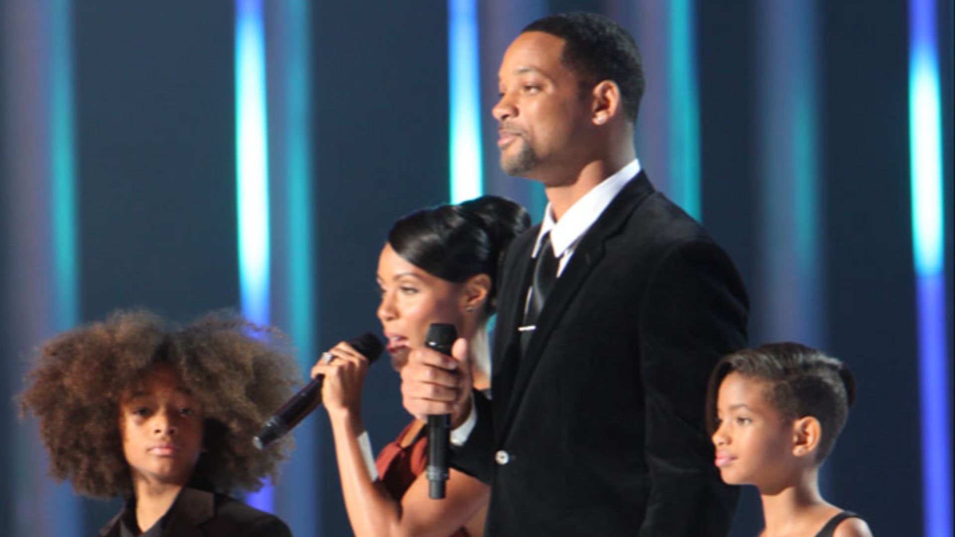 File:Nobel Peace Price Concert 2009 Will Smith and Jada Pinkett Smith with children1.jpg