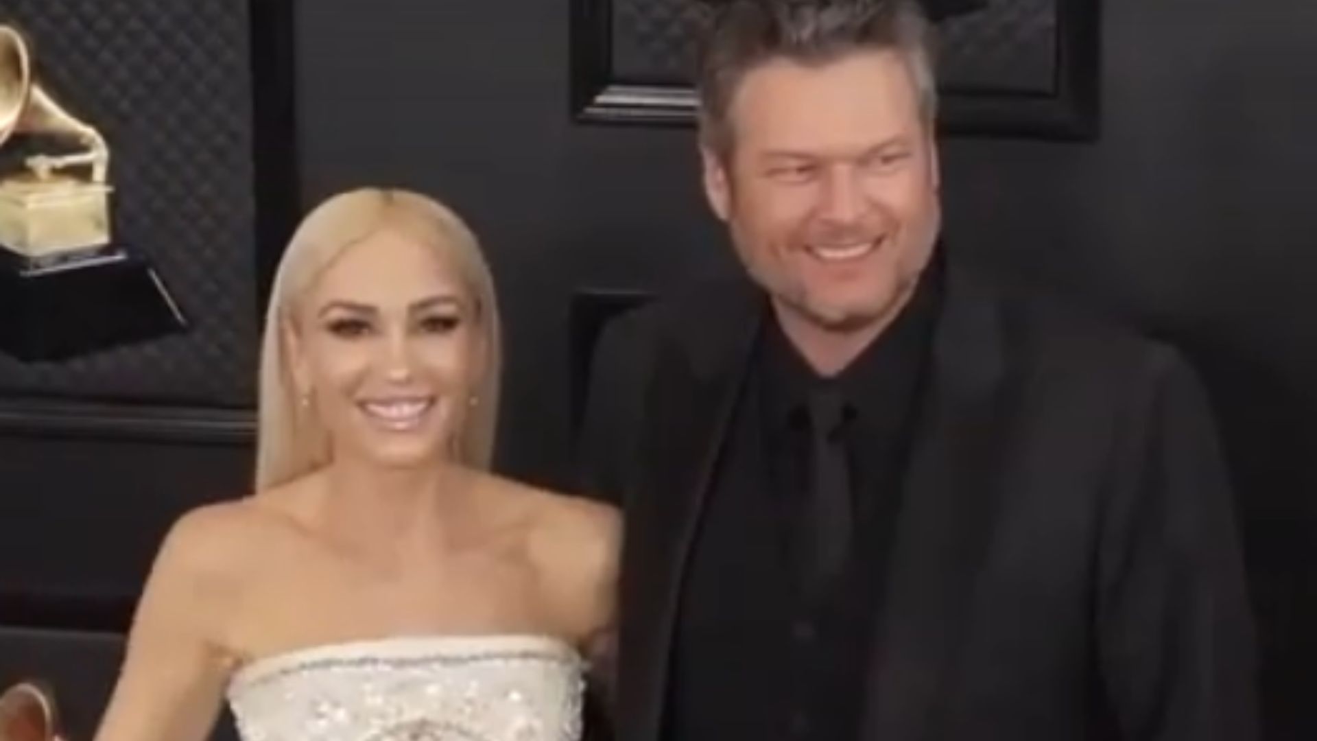 File:Gwen Stefani & Blake Shelton Grammys 2020.png