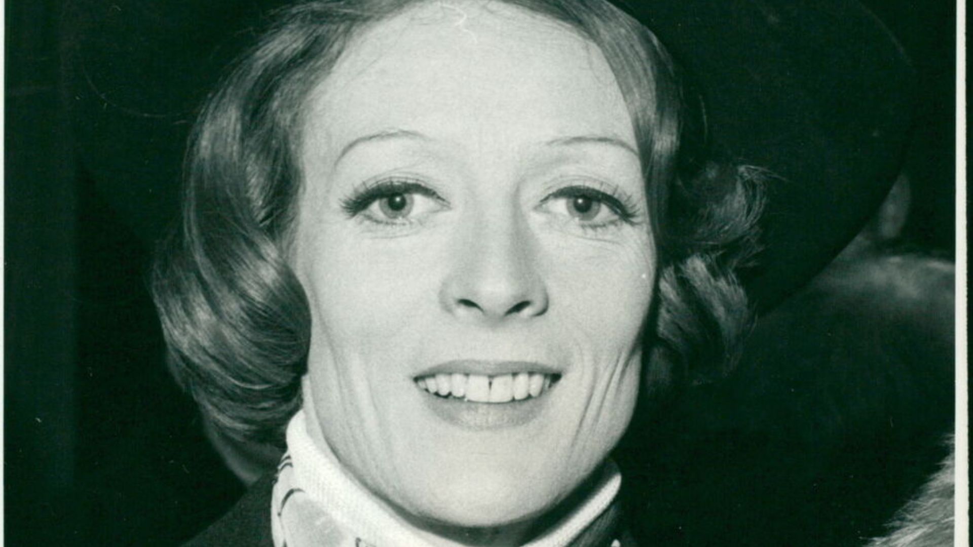 File:Dame Maggie Smith 1973 (front side).jpg