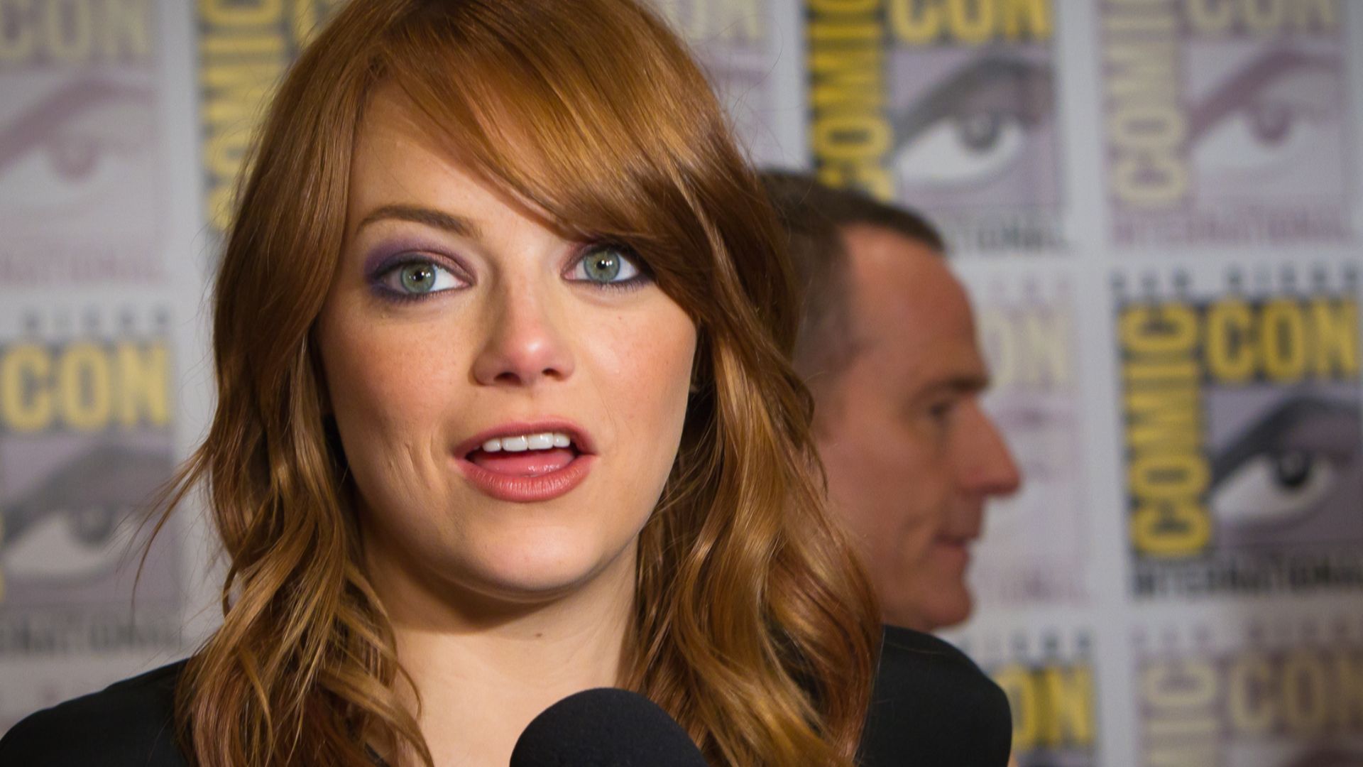 File:Emma Stone Comic-Con 2011.jpg