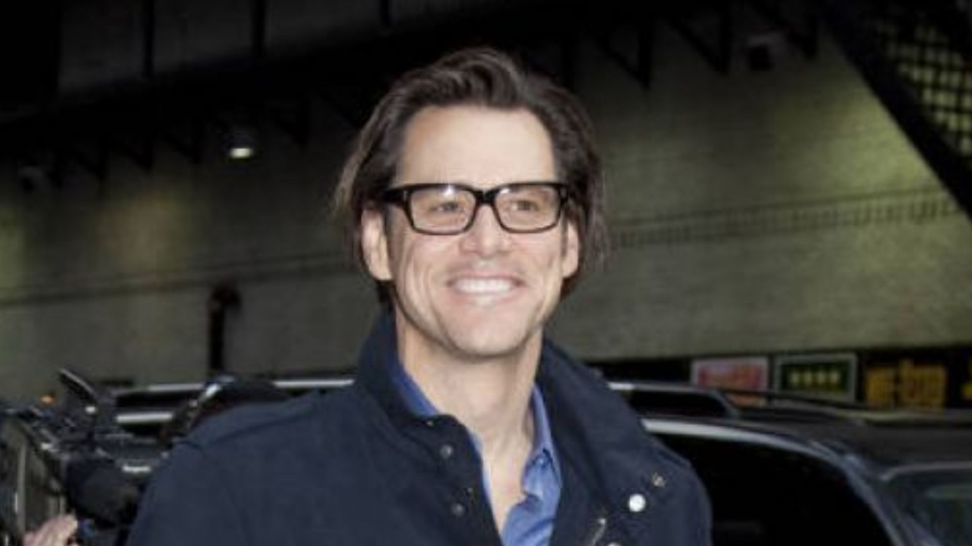 File:Jim Carrey 2010.jpg