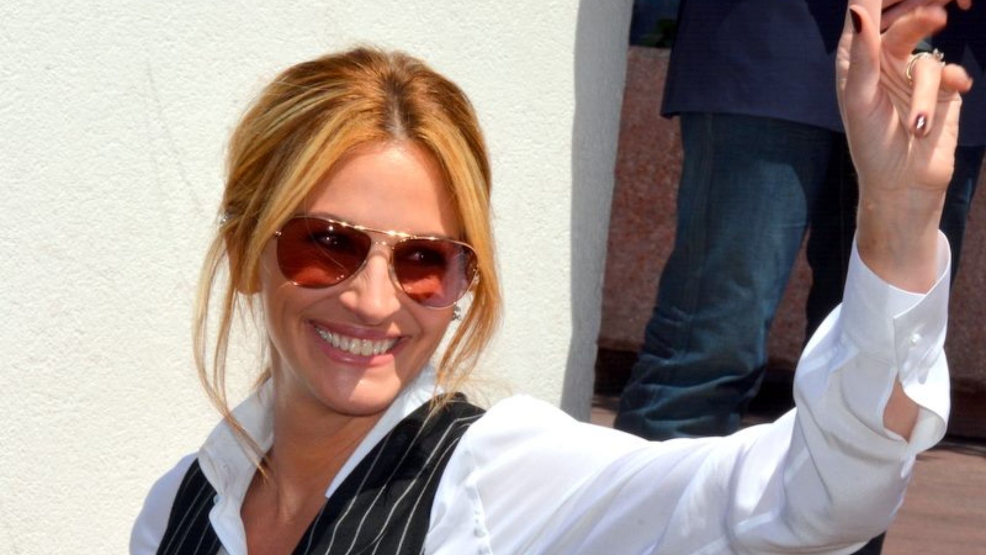 File:Julia Roberts Cannes 2016 2.jpg