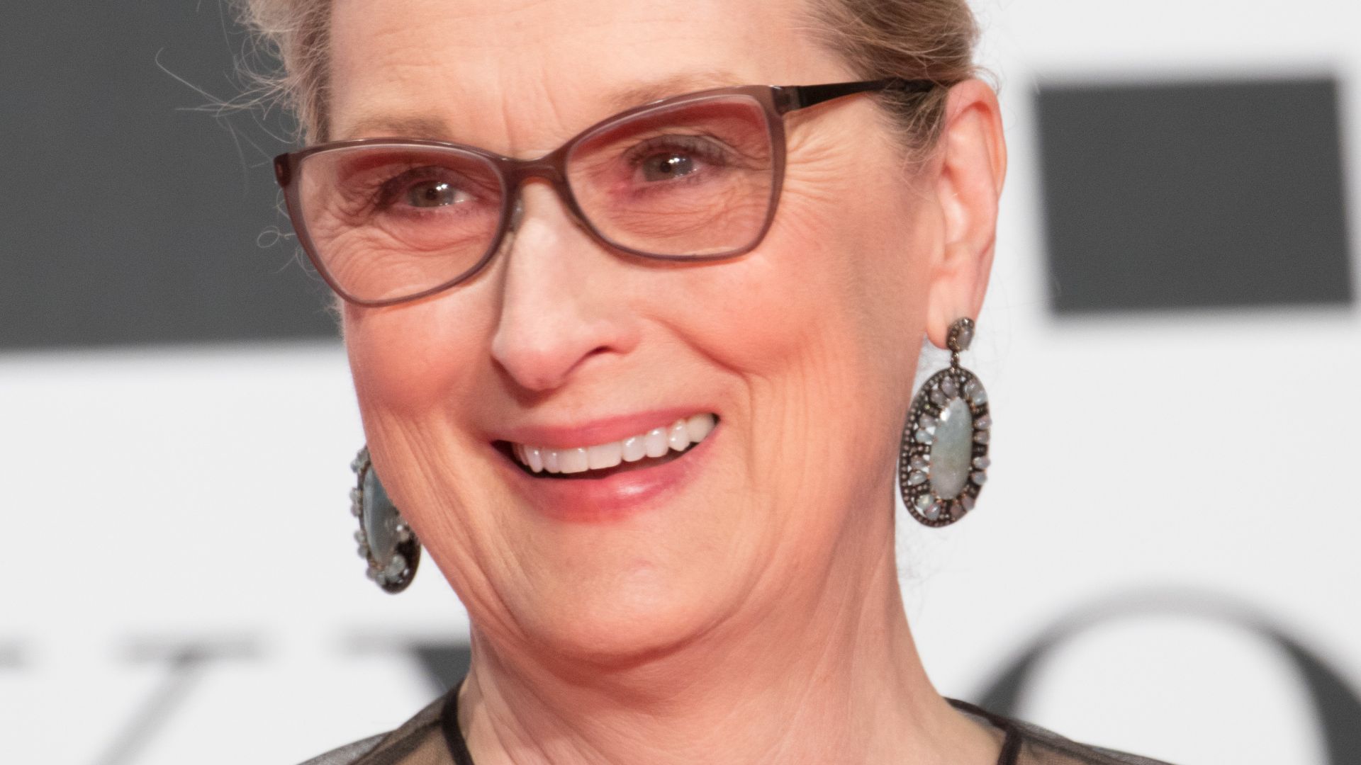 File:Meryl Streep at the Tokyo International Film Festival 2016 (32801846044) (cropped).jpg