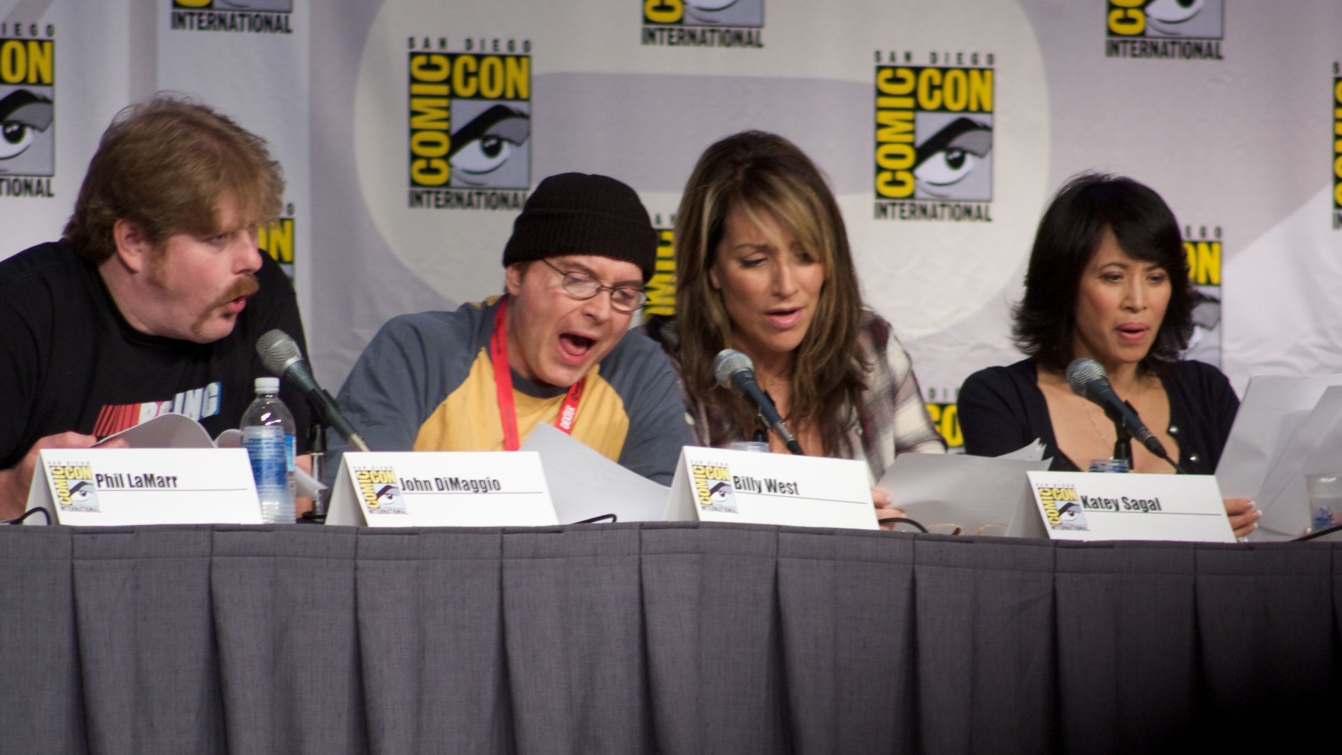 File:Futurama Panel 7 2010 CC.jpg