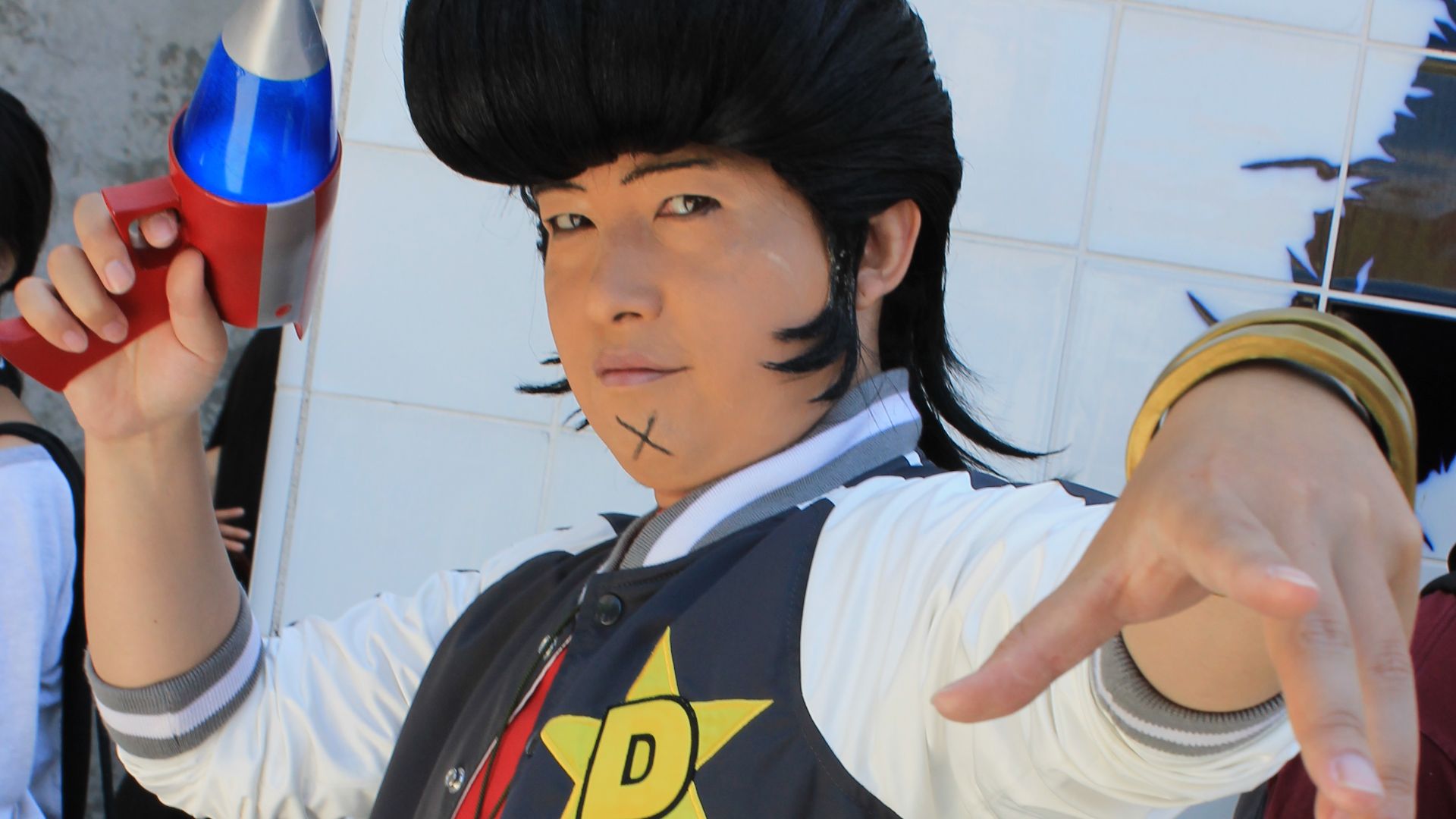 File:Cosplay of Space Dandy, Fanime 2015 (17962177138).jpg