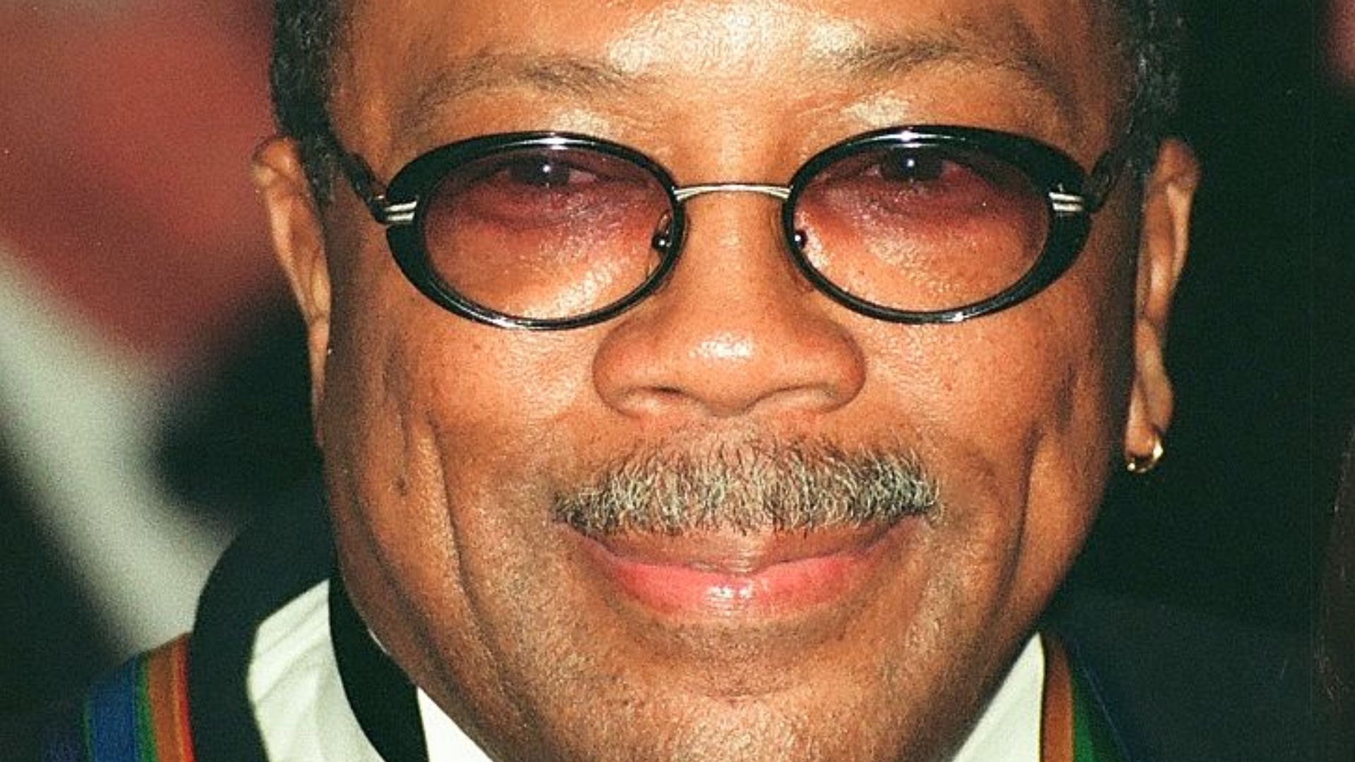 File:Quincy Jones 2001.jpg