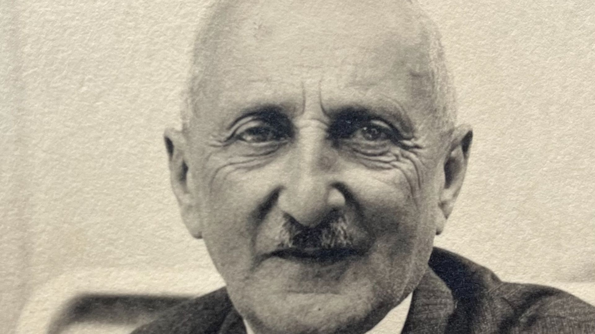 File:Max Stein 3.jpg