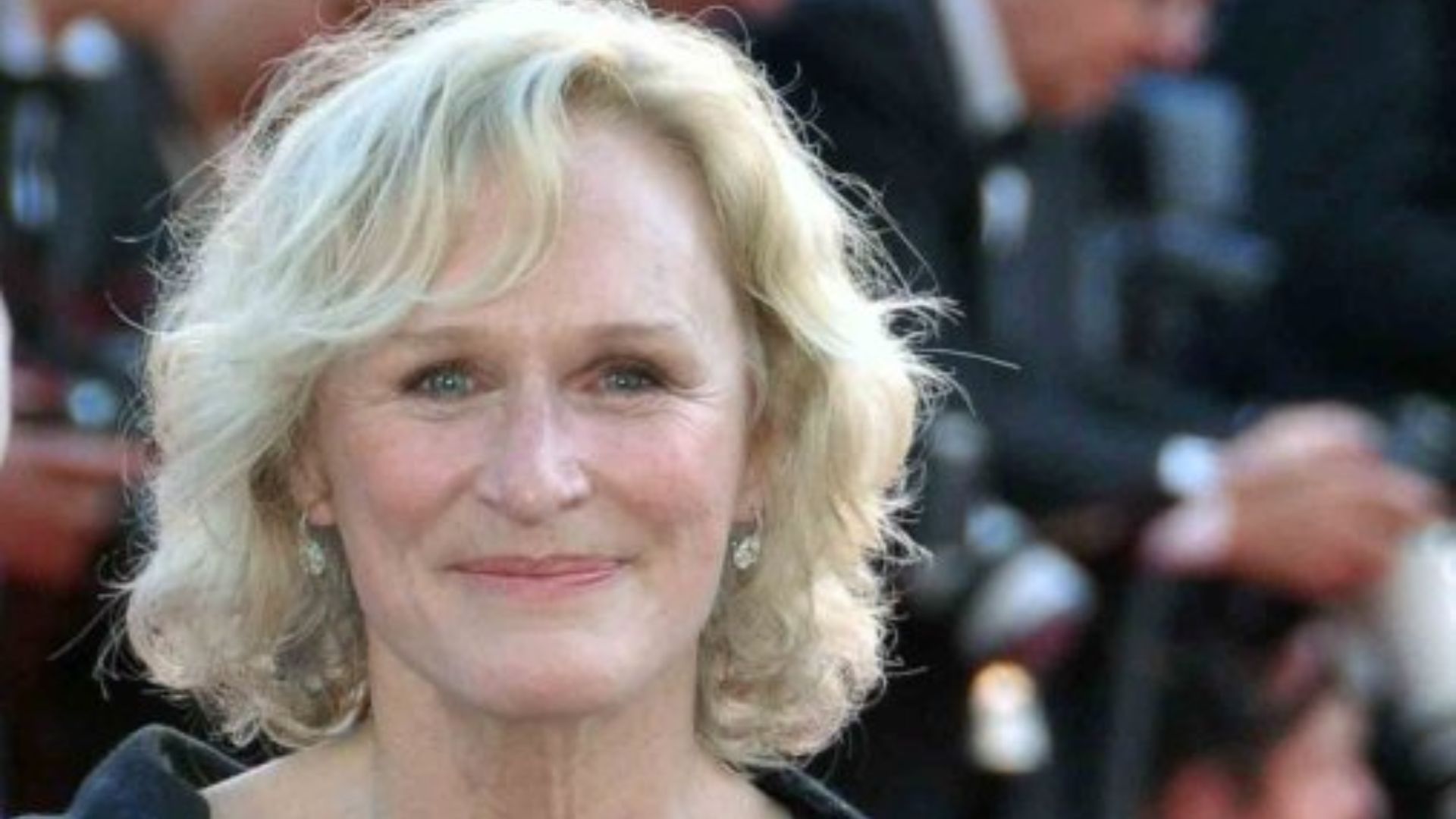 File:Glenn Close Cannes 2010.jpg