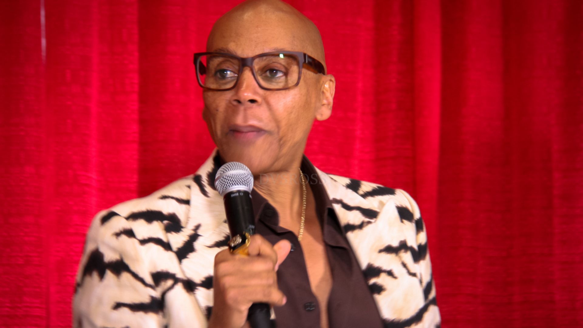 File:RuPaul at Dragcon 2019 by dvsross.jpg