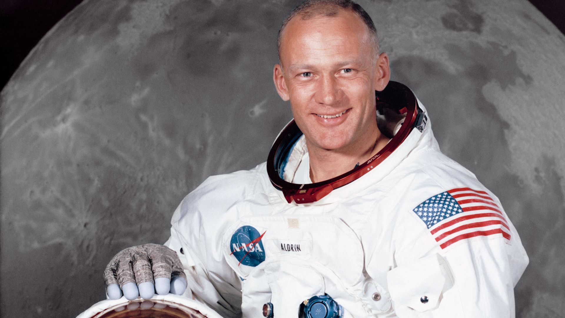 File:Buzz Aldrin.jpg