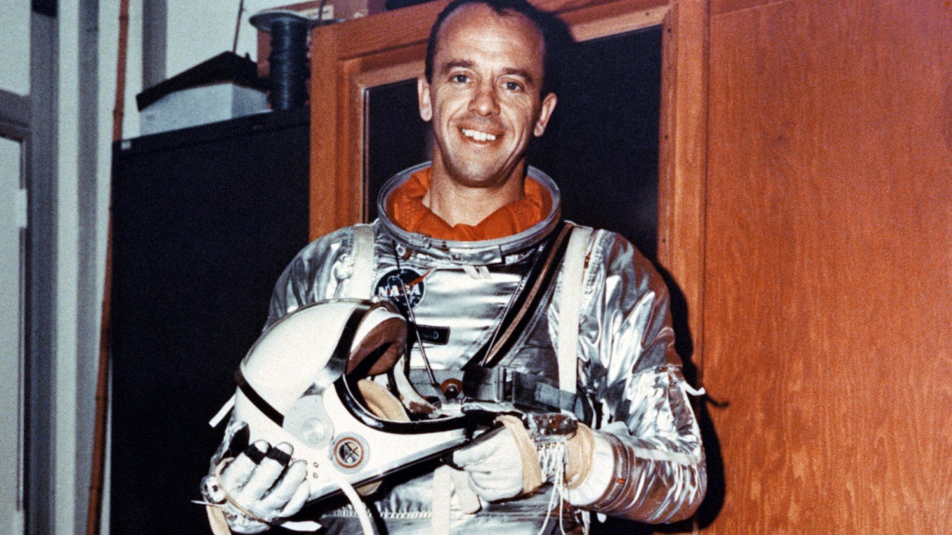 File:Alan shepard.jpg
