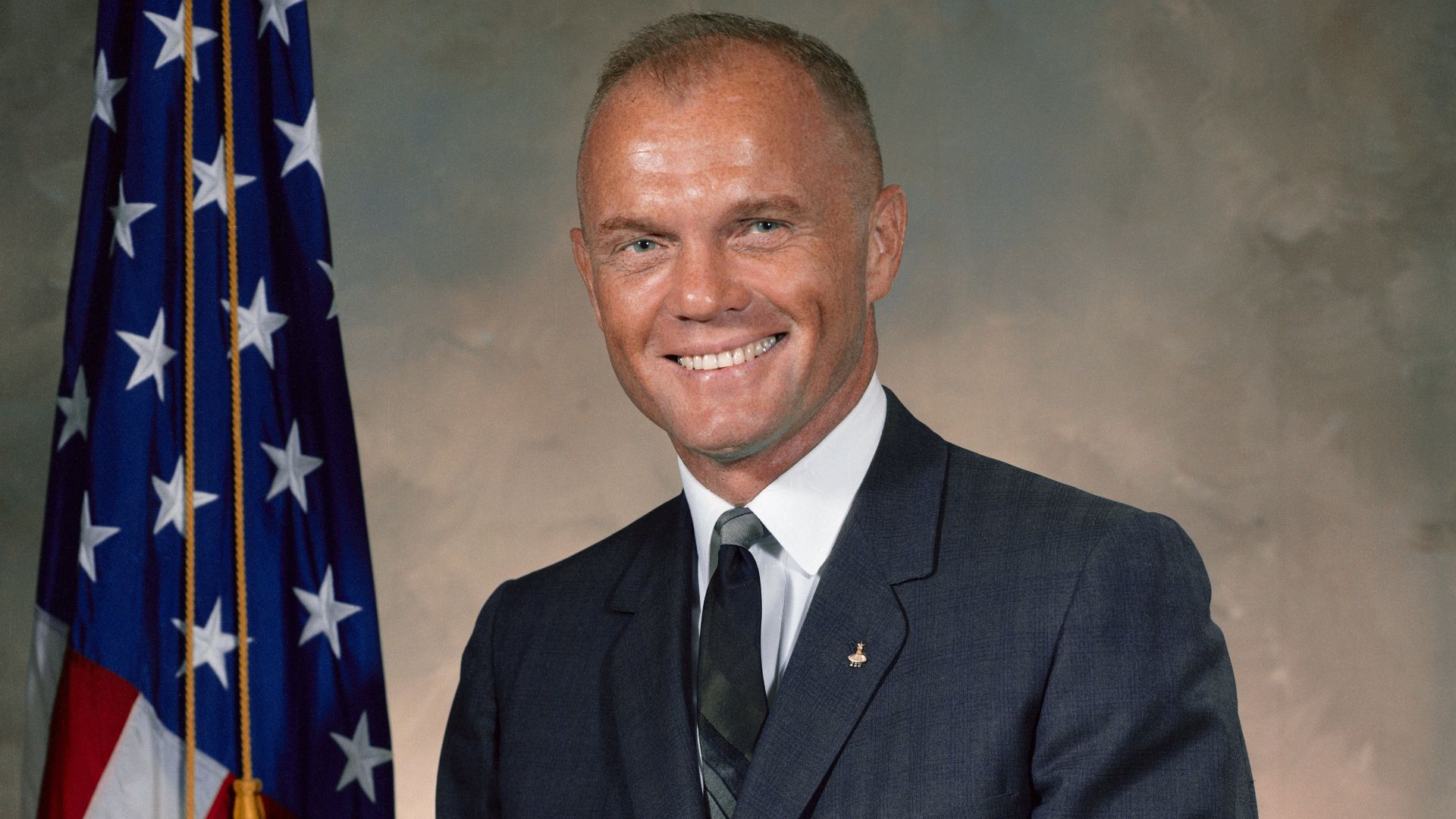 File:John Glenn Portrait.jpg