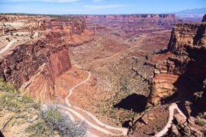 canyonlands-shafer-canyon-road-3982830-300x200.jpg