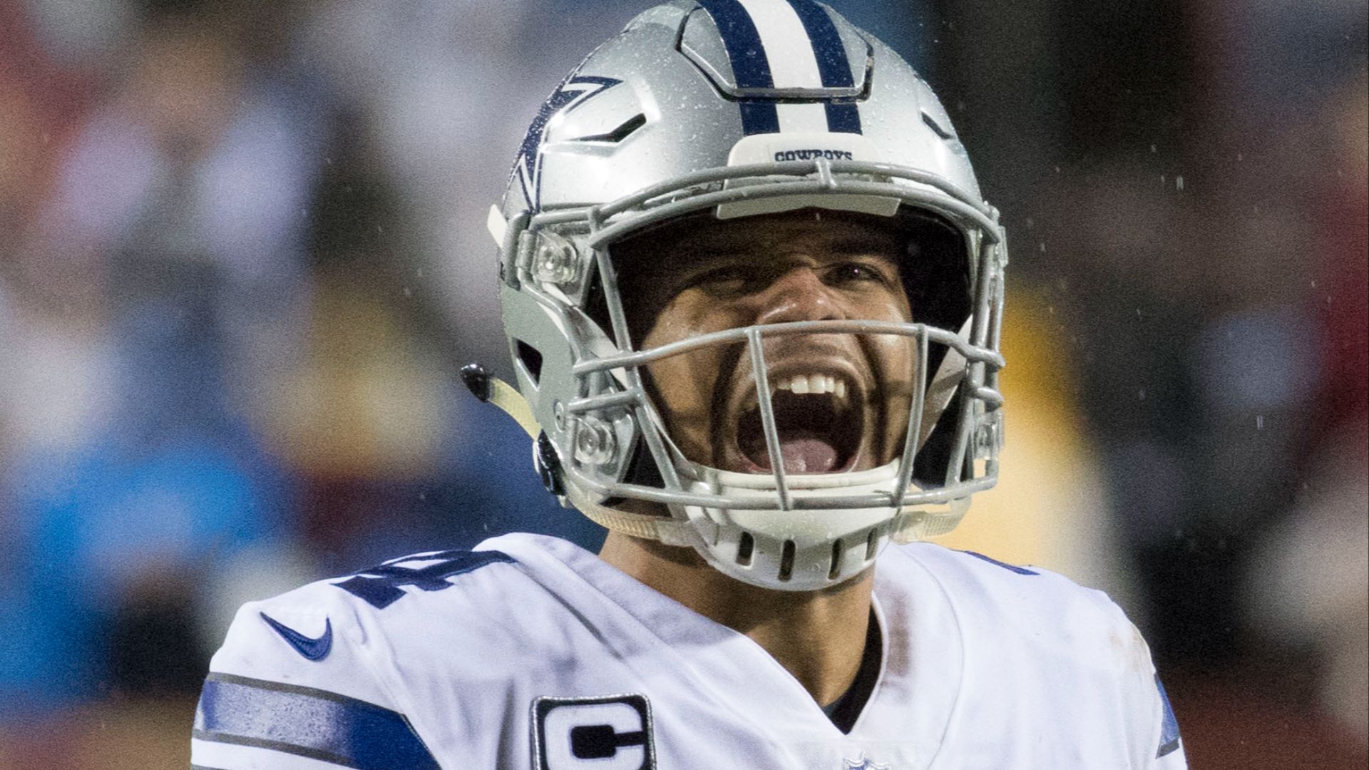 File:Dak Prescott vs Redskins 2017 (3).jpg