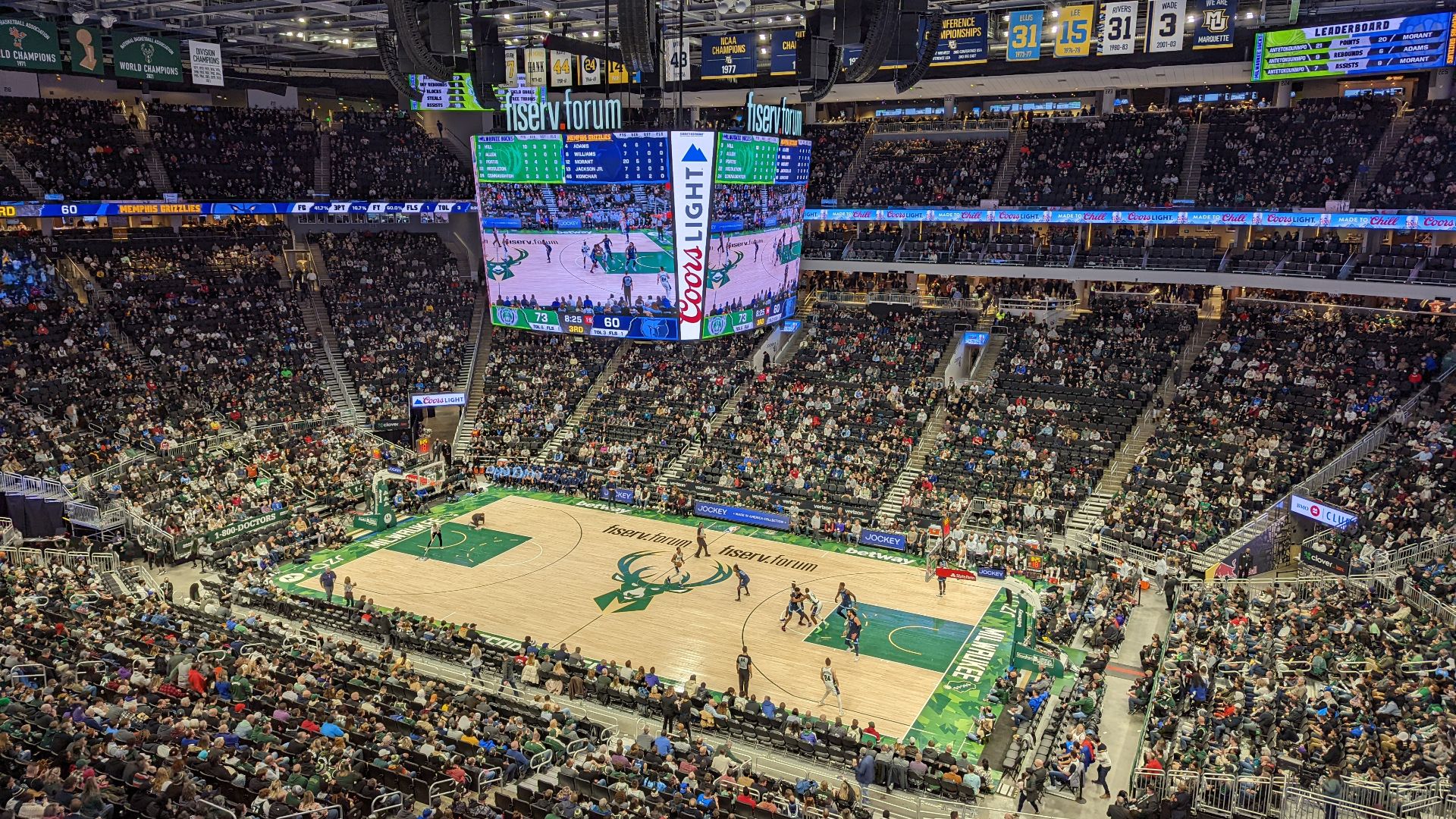 File:Memphis Grizzlies @ Milwaukee Bucks, January 19, 2022.jpg