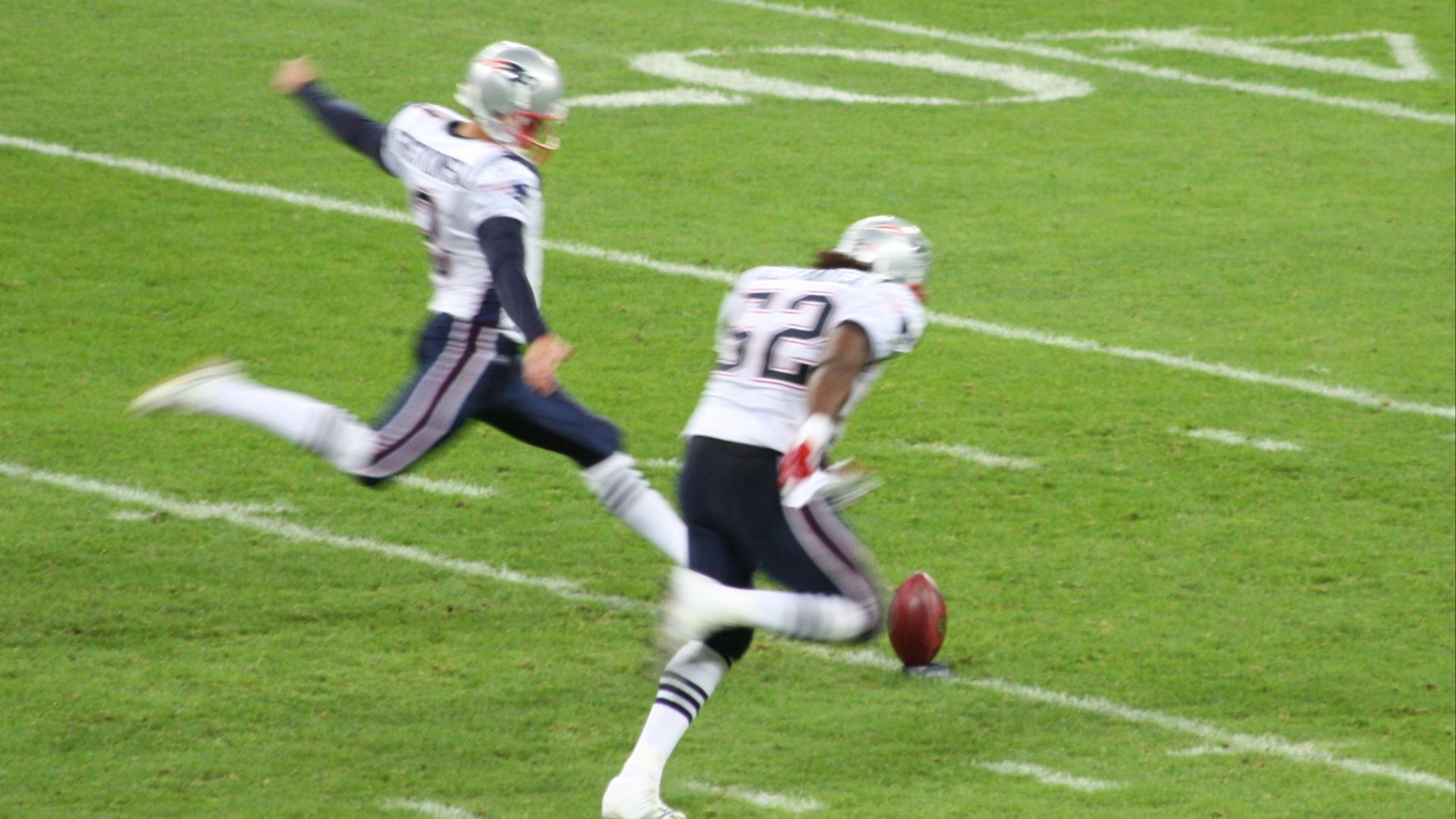 File:Stephen Gostkowski and Eric Alexander.jpg