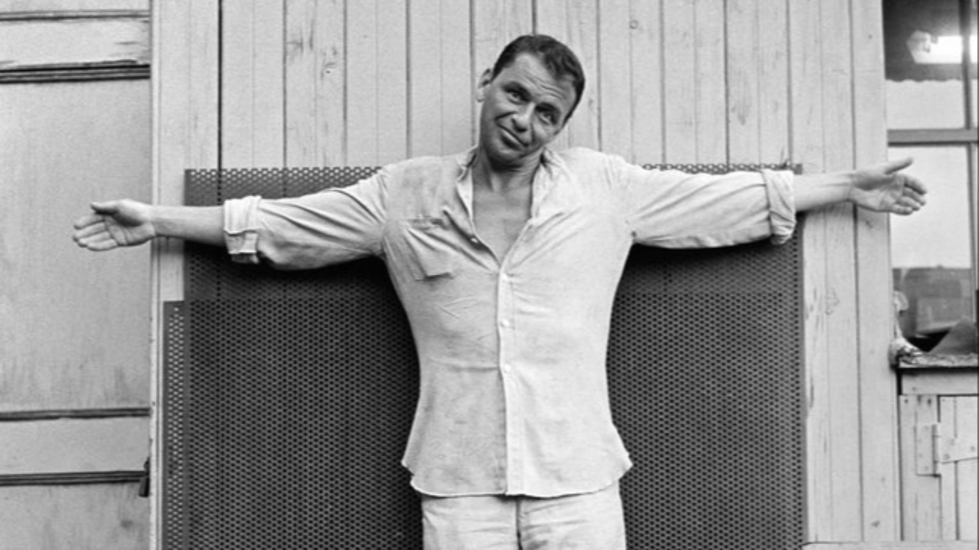 File:Frank Sinatra - Philippe Halsman.jpg