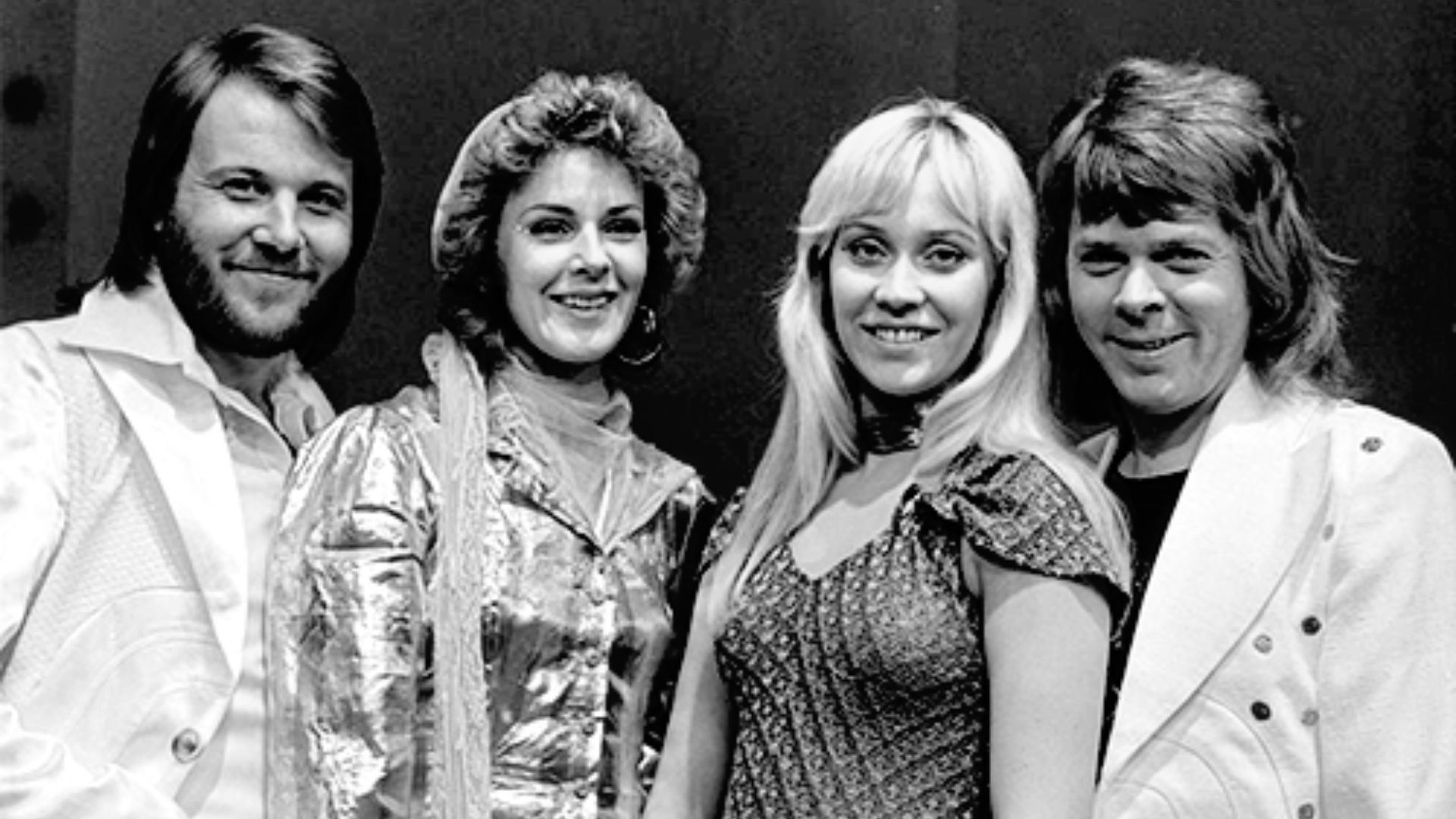 File:ABBA - TopPop 1974 5.png