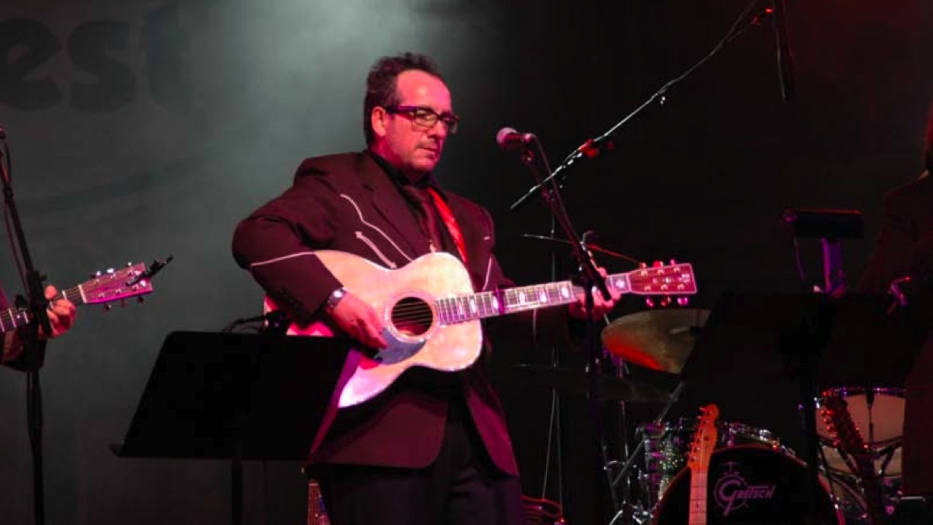 File:Elvis Costello (480666266).jpg