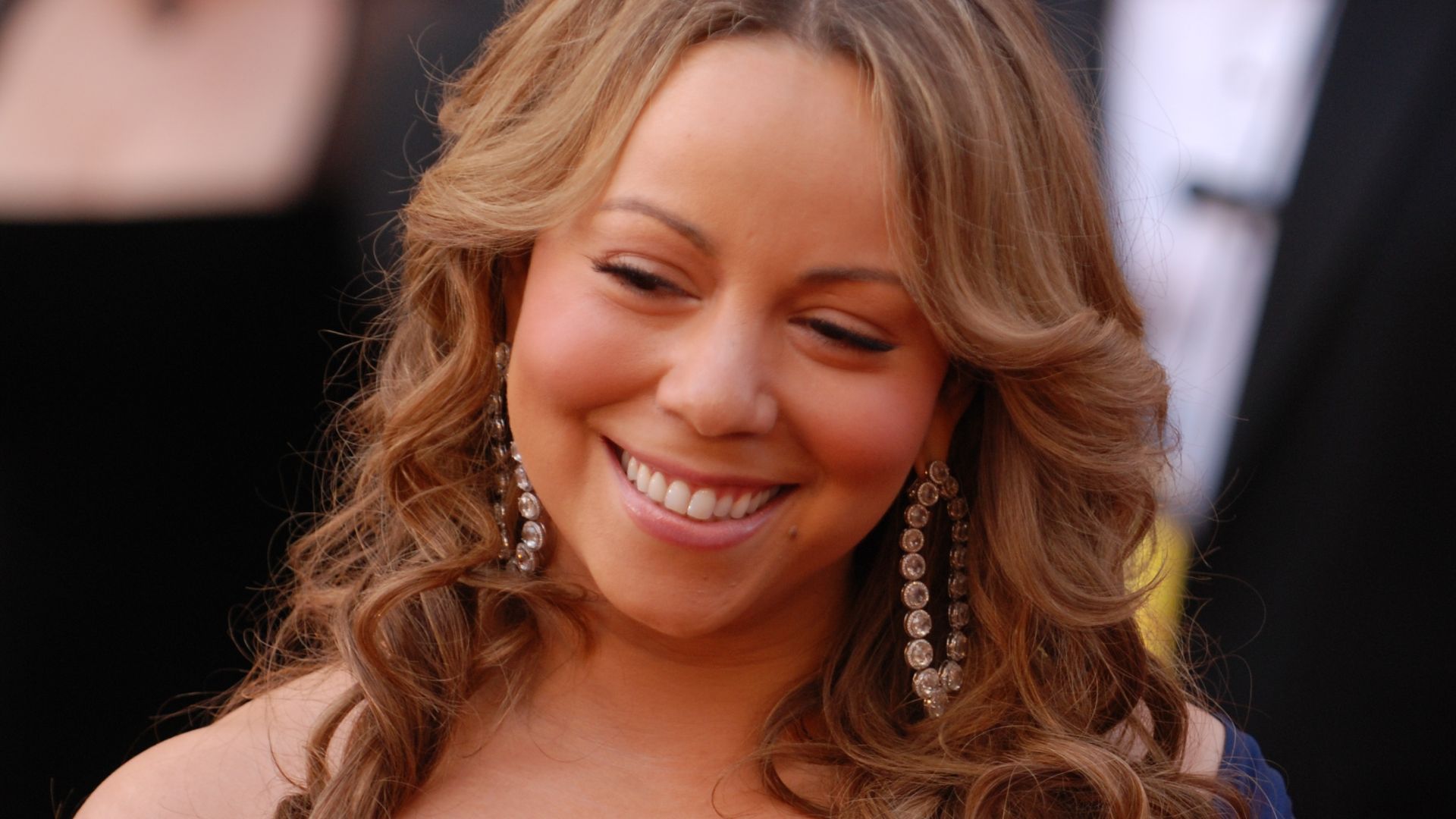 File:Mariah Carey @ 2010 Academy Awards.jpg