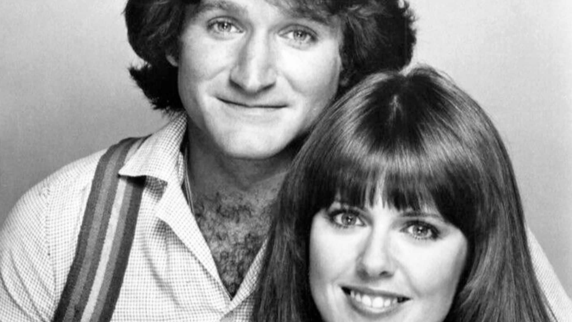 File:Robin Williams and Pam Dawber 1978.jpg