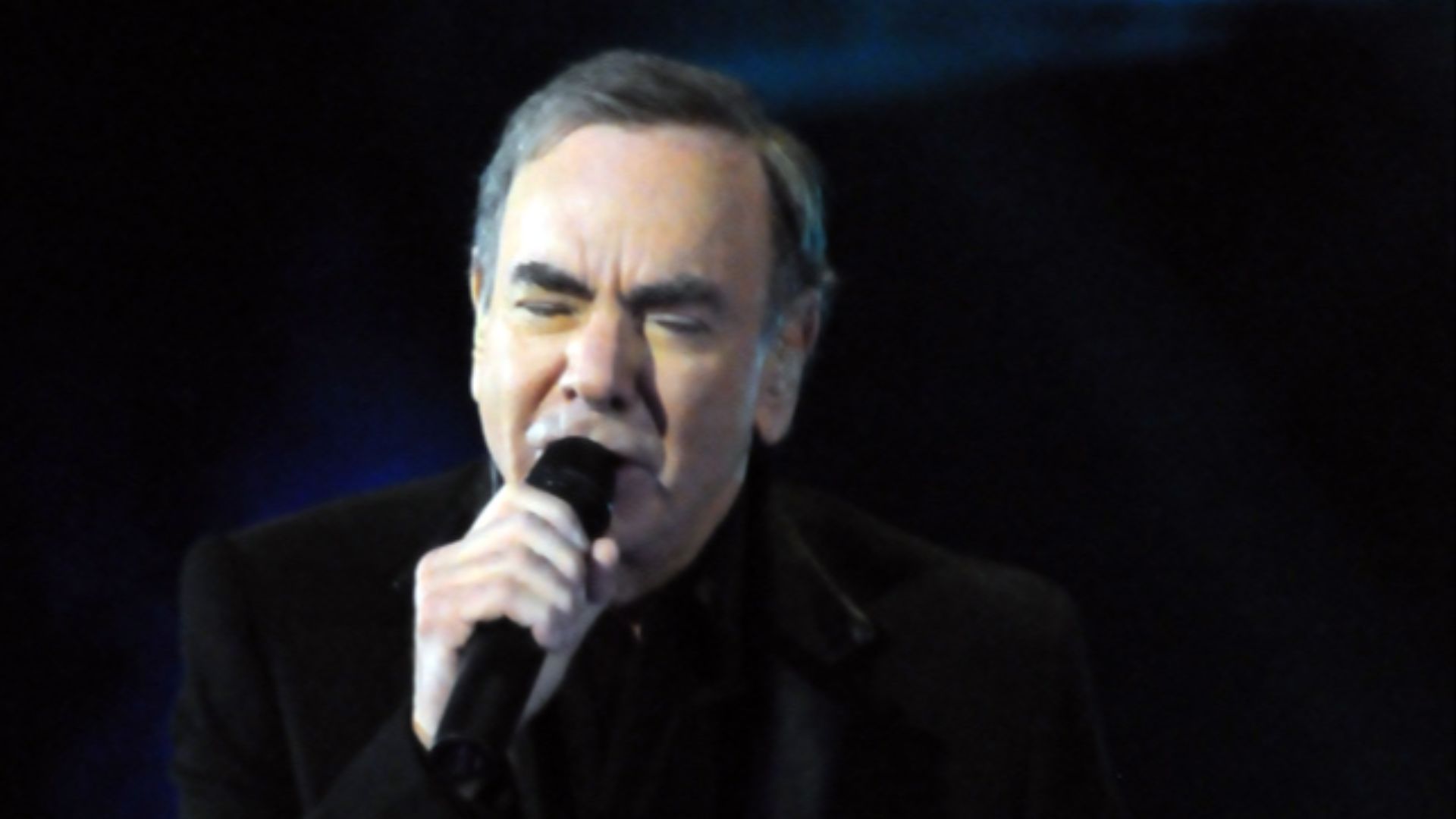 File:Neil Diamond- in 2010.jpg