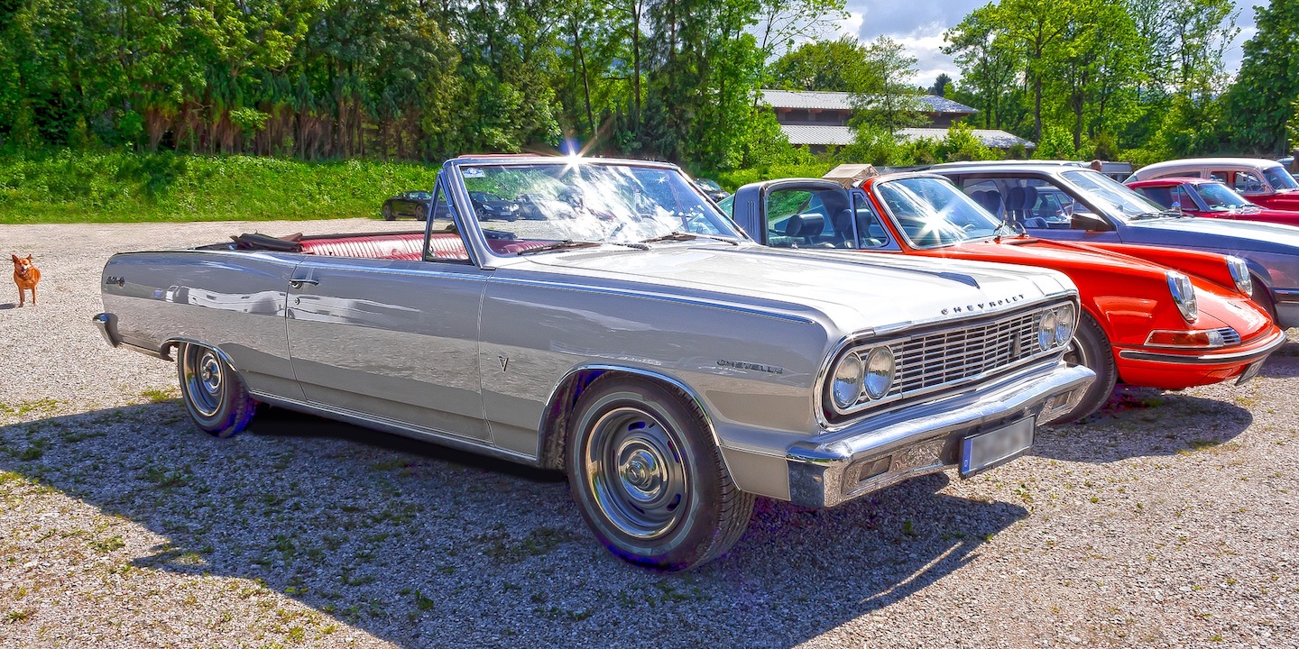 chevrolet-4248506_1920.jpg