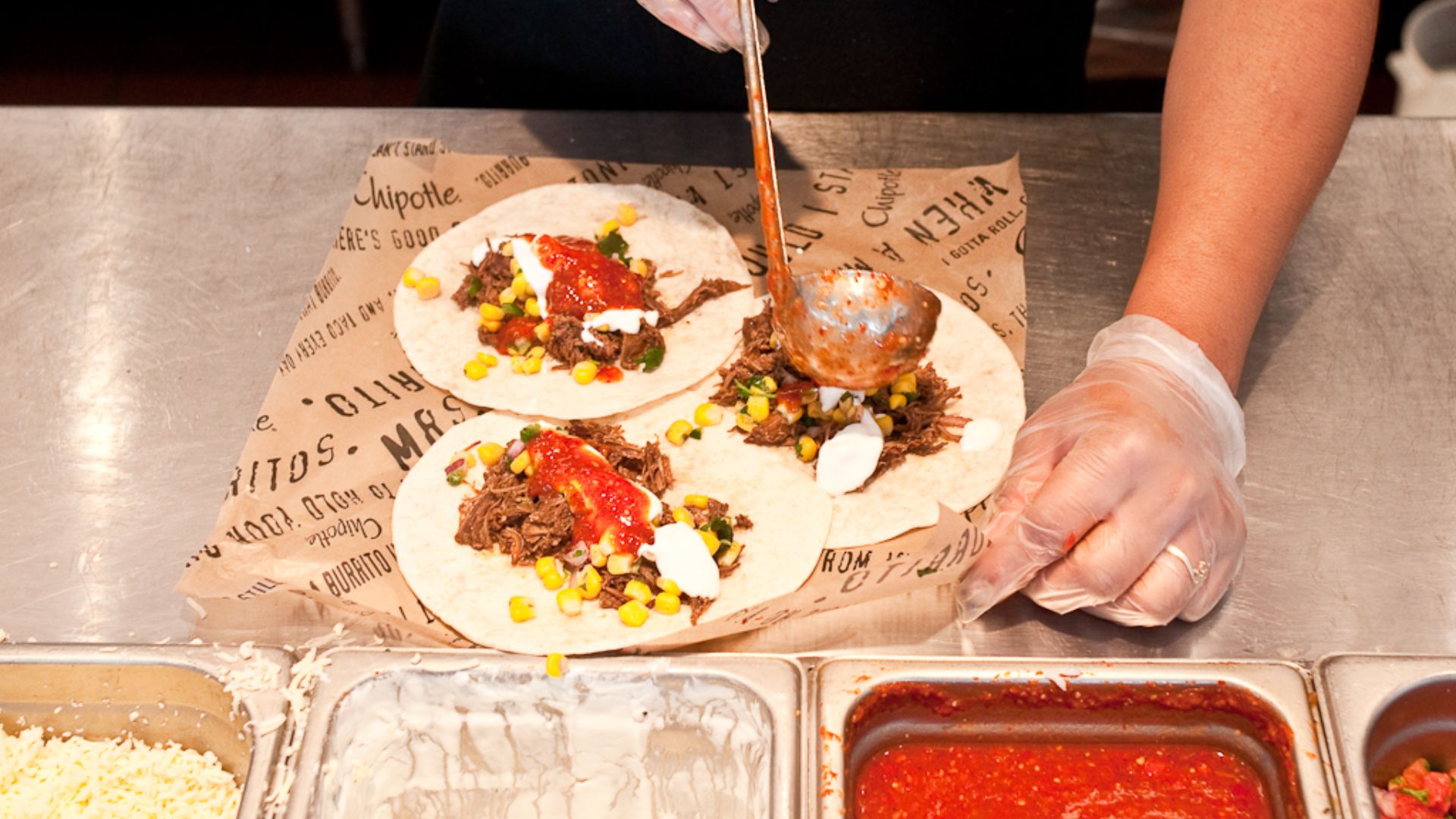 File:Chipotle Mexican Grill, Monmouth Mall, Eatontown, New Jersey (3822119606).jpg