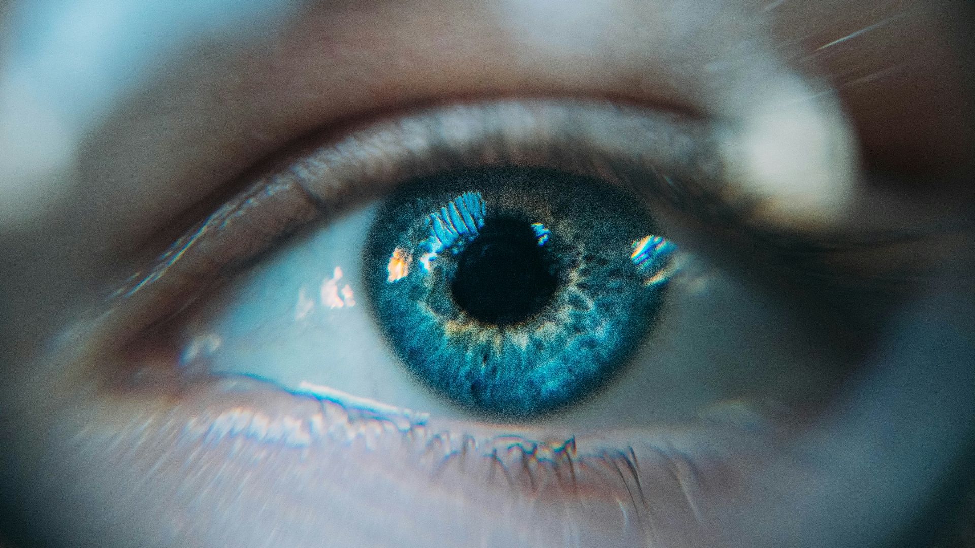 blue eye photo