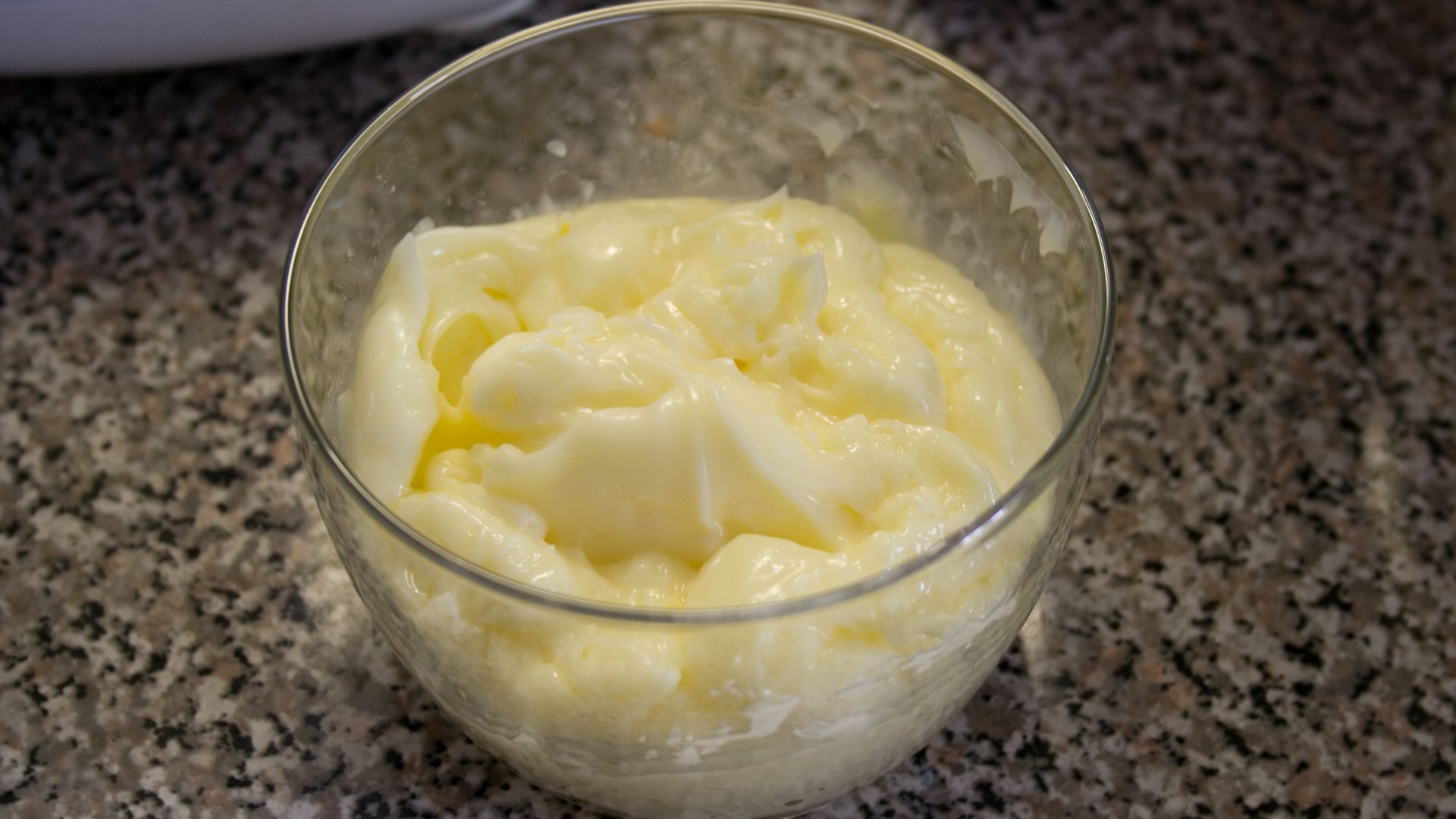 File:Fresh mayonnaise.jpg