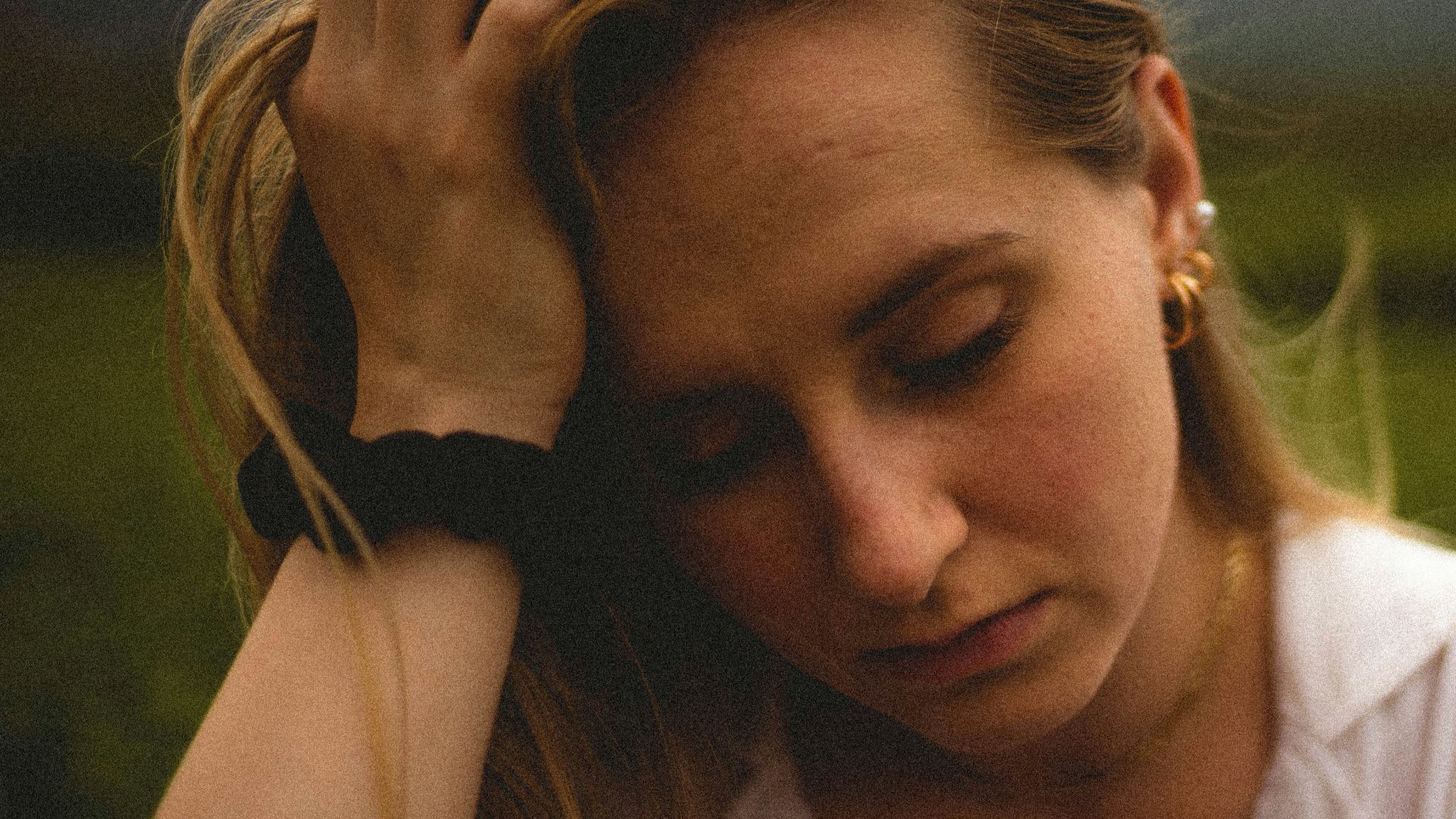 woman in white tank top