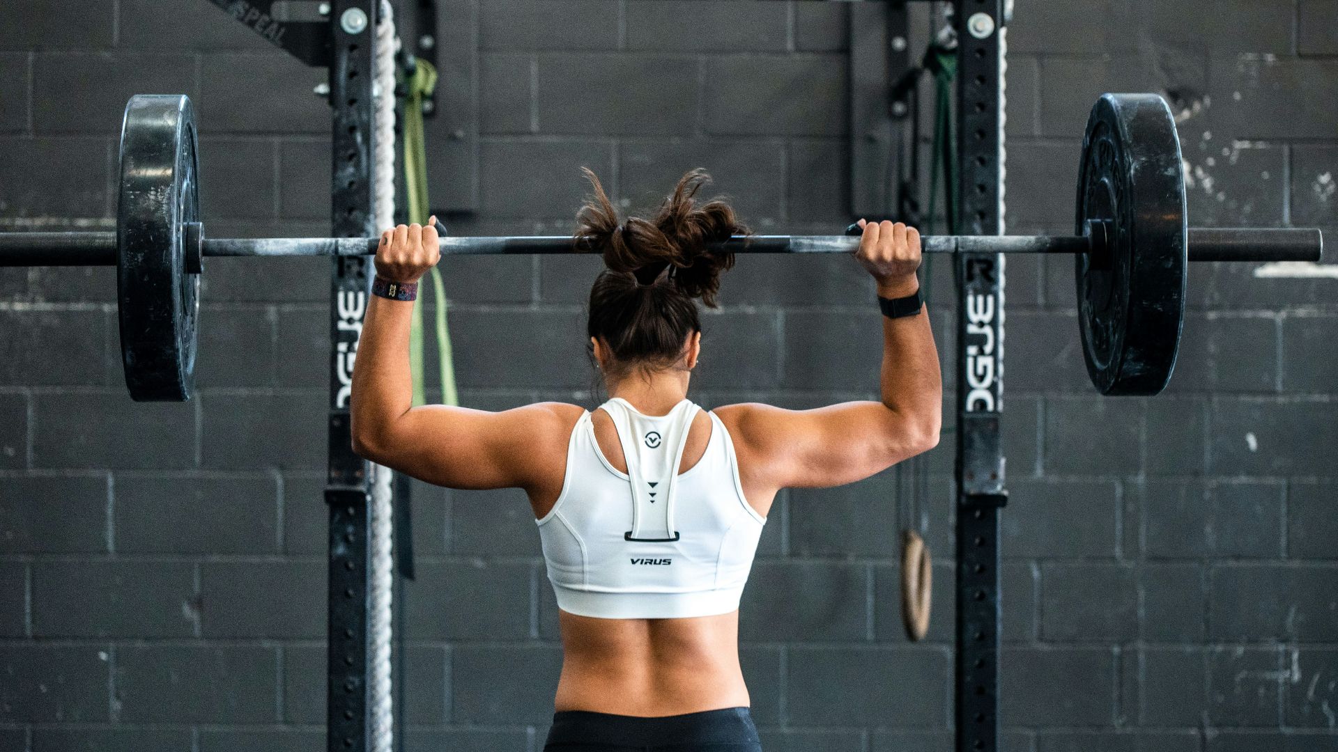 woman doing weight lifting