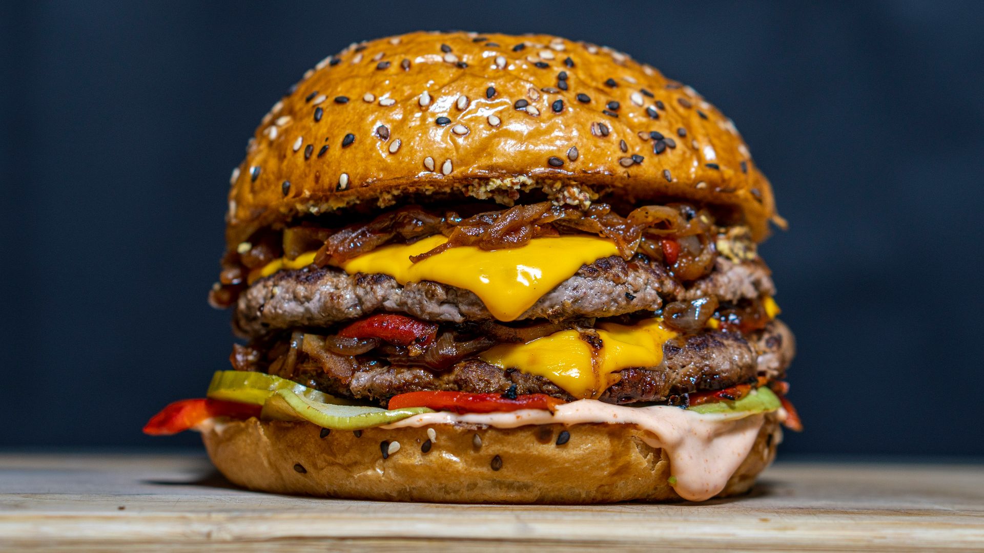 double patty cheeseburger