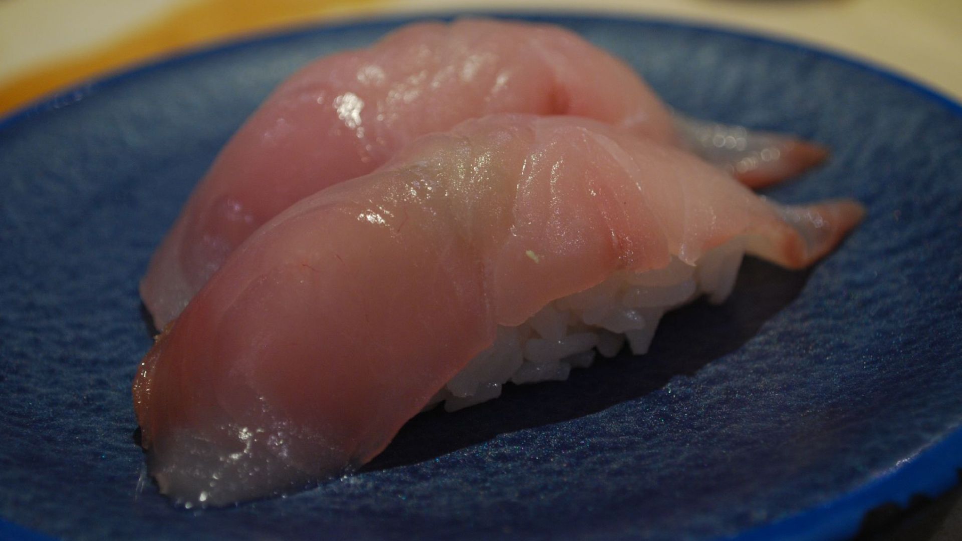 File:Kingfish - Makoto, Sydney AUD3.60 (3650599504).jpg