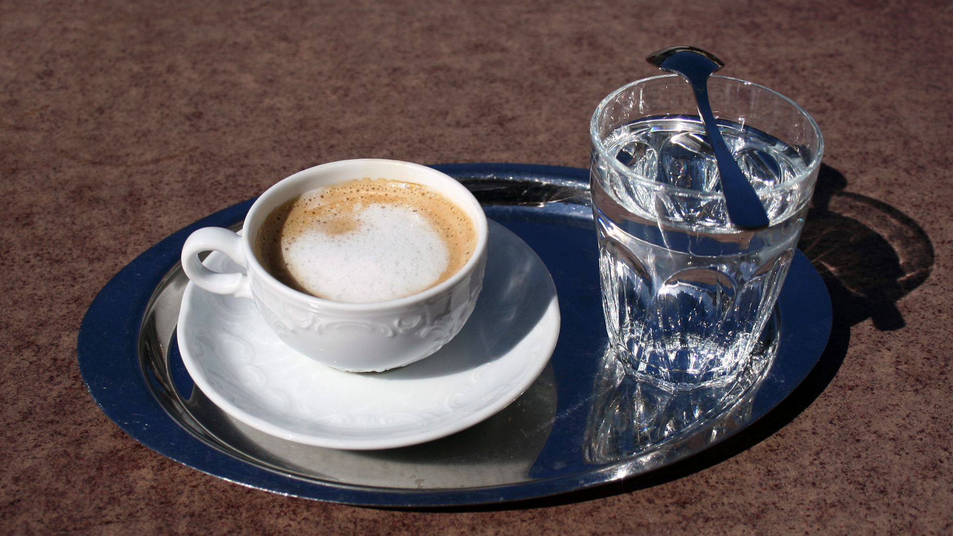 File:Café Hofburg Wien 2008 Melange 1.jpg