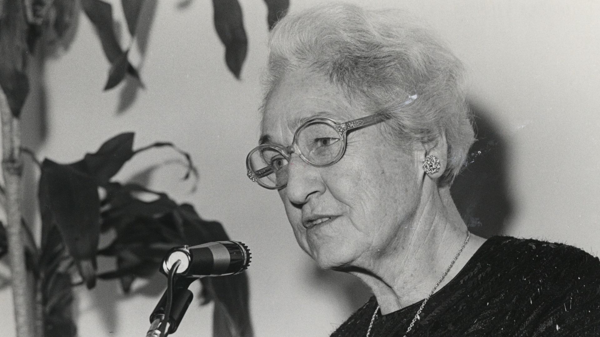 File:Virginia Apgar on the President's Committee on Employment of the Handicapped.jpg
