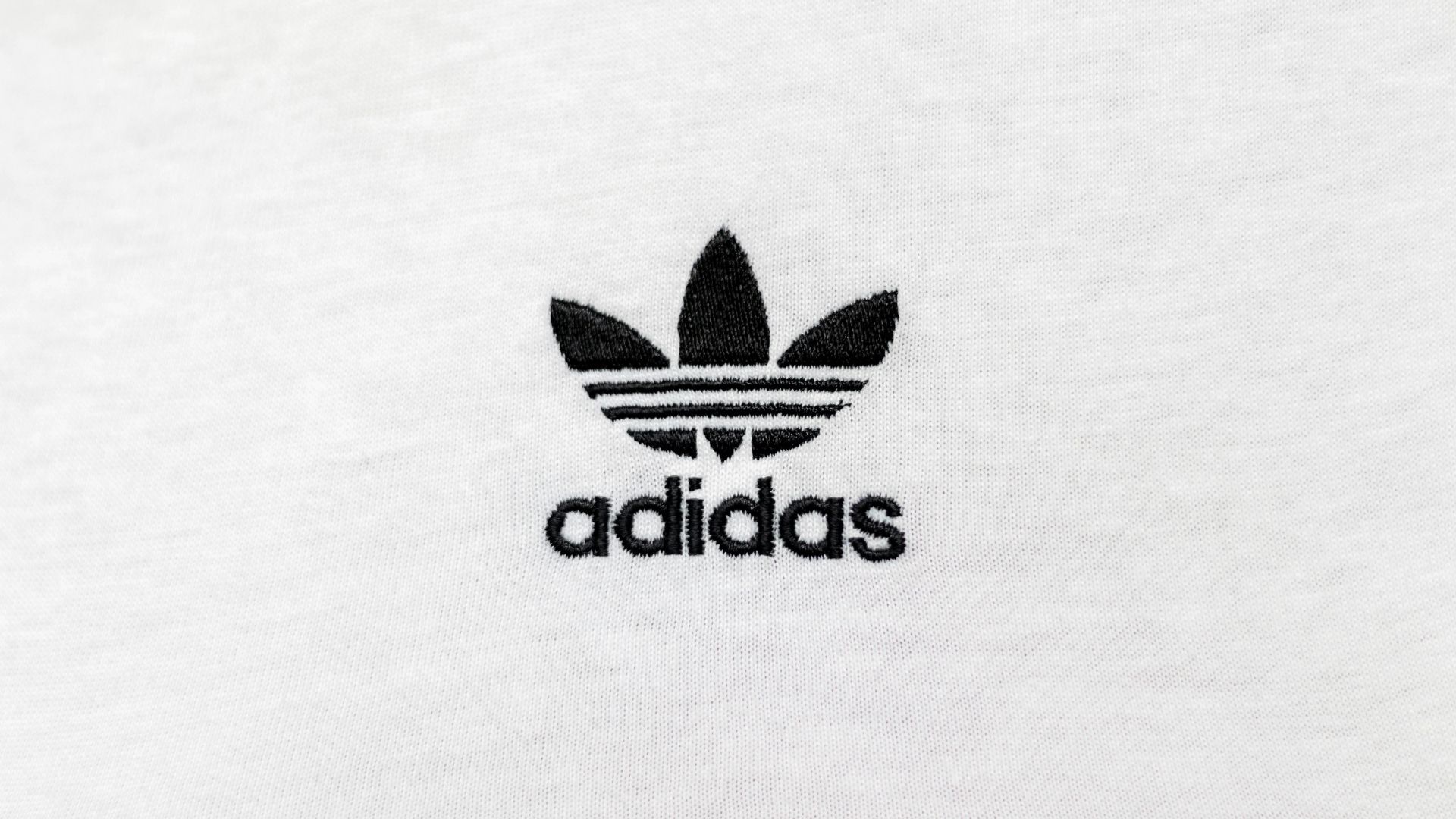 Adidas logo