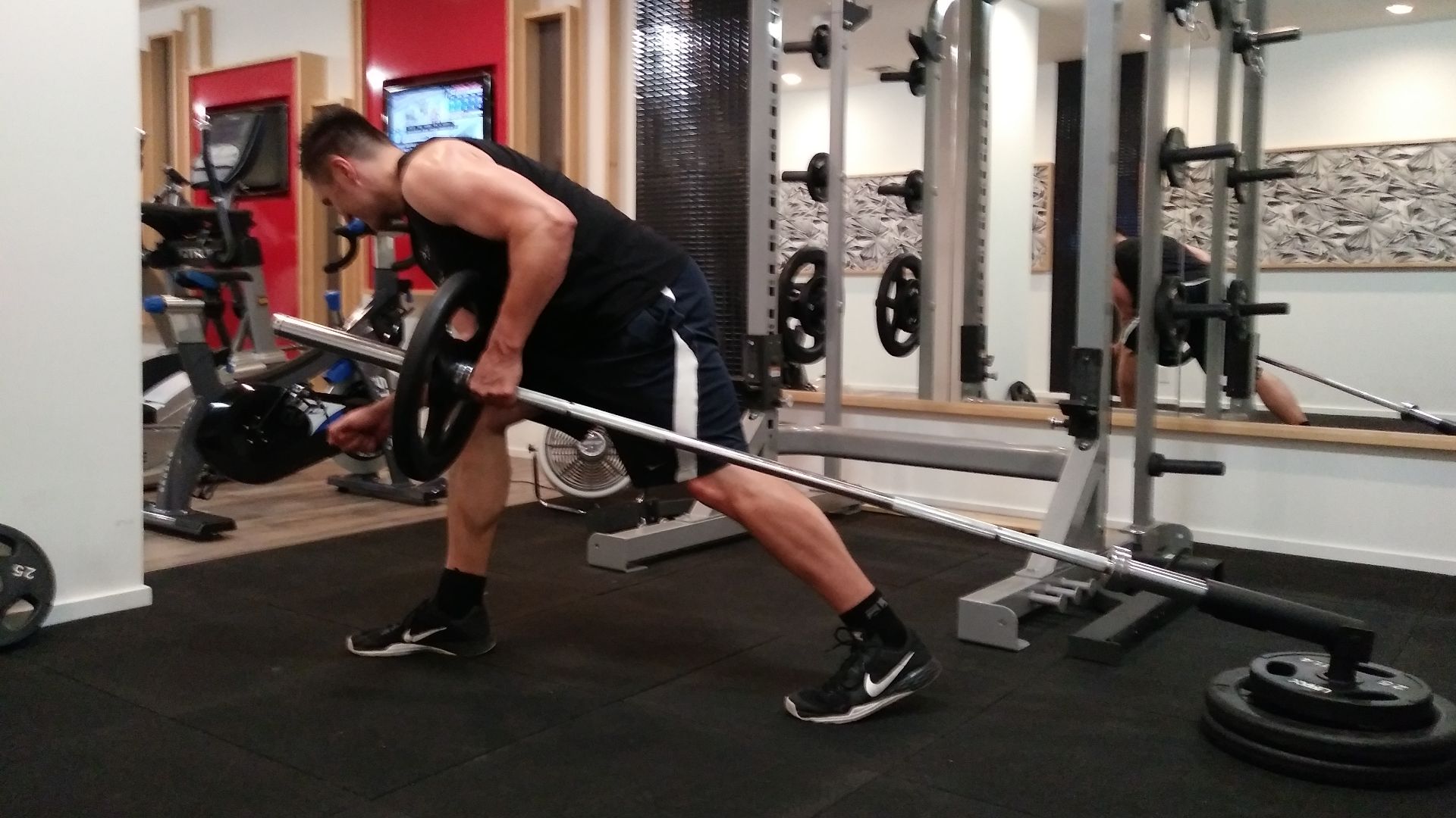 File:Landmine Bent-Over Rows.jpg