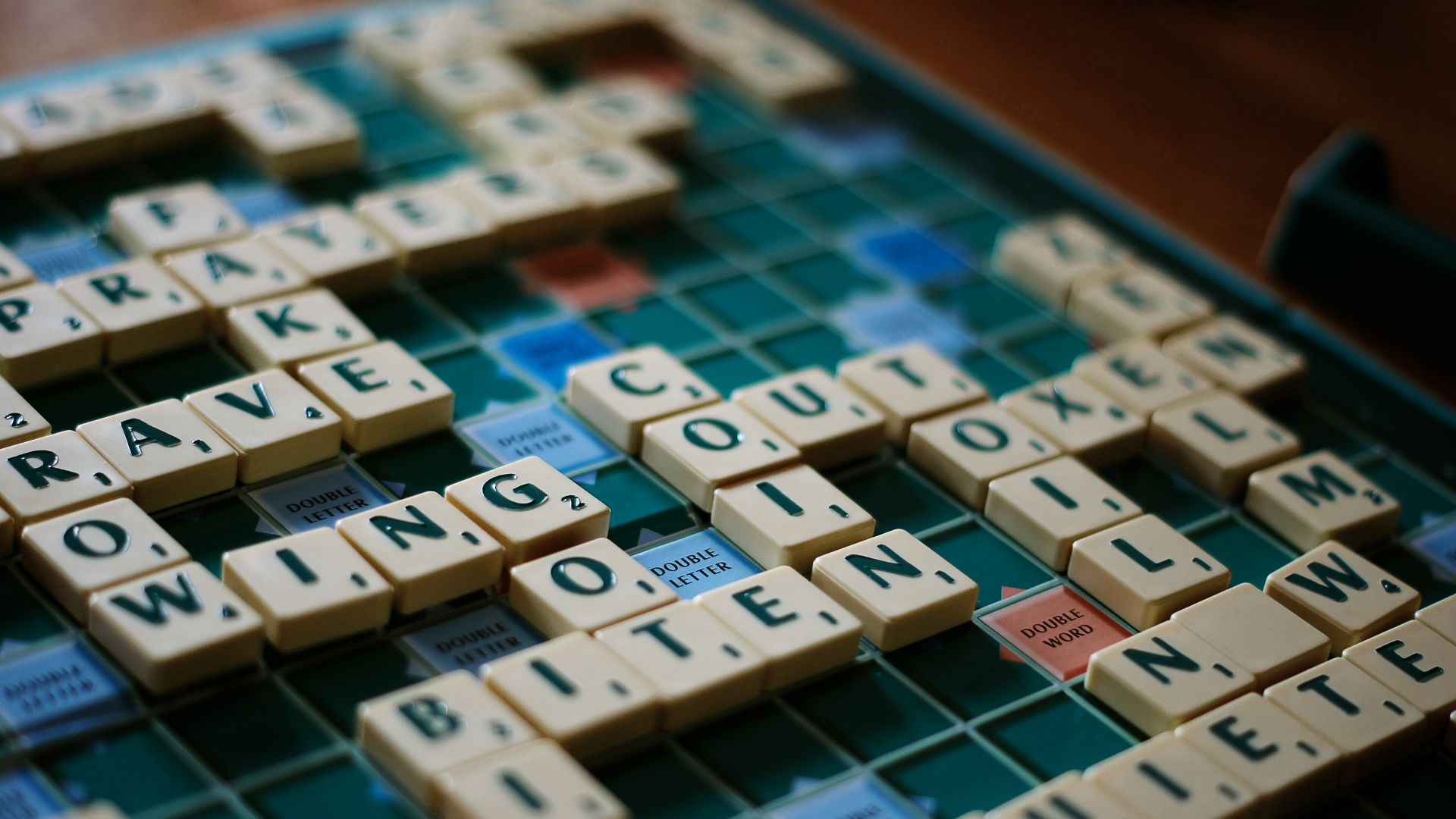 File:Scrabble game in progress.jpg