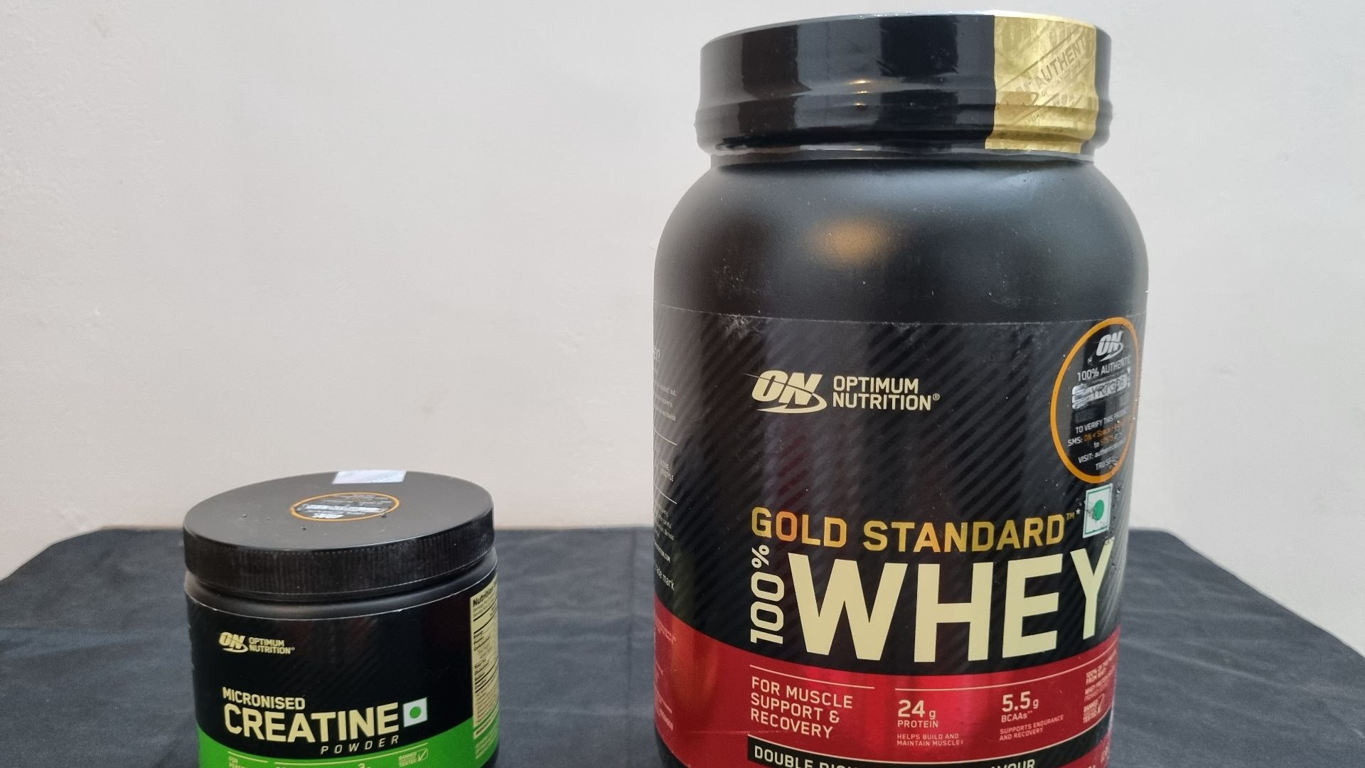 File:Optimus nutrition gold standard whey protein with creatine monohydrate.jpg