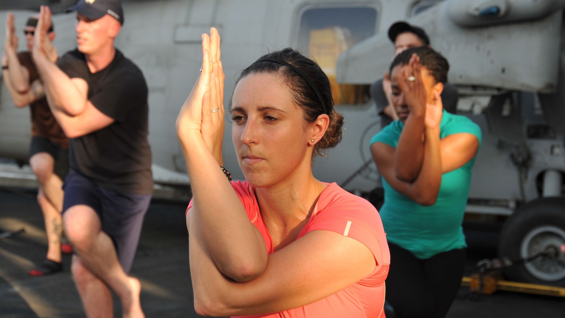 File:USS George H.W. Bush (CVN 77) 140720-N-CS564-213 (14691635656).jpg