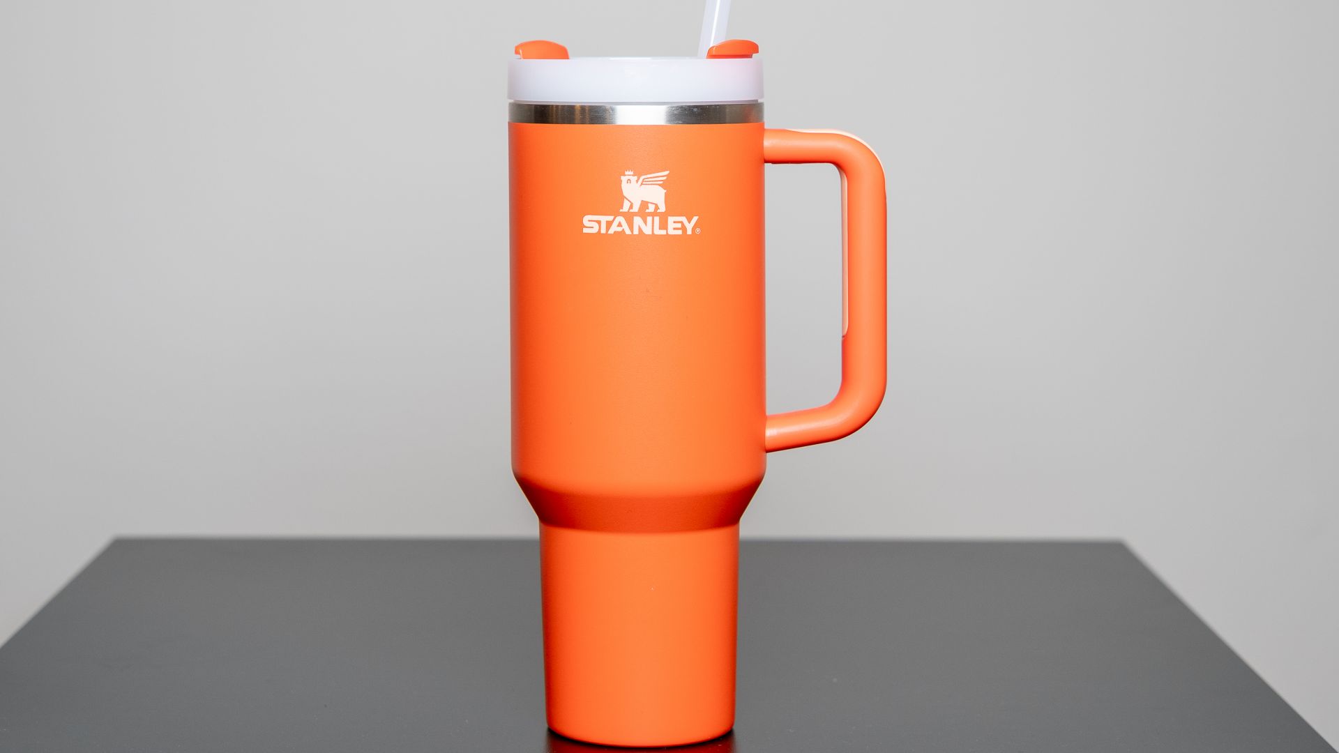 File:Stanley Water Bottle (54285768420).jpg