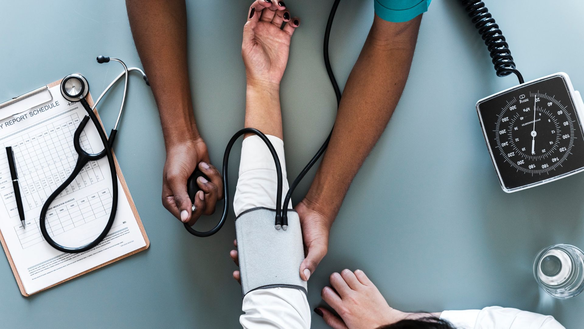 File:Blood pressure monitoring.jpg