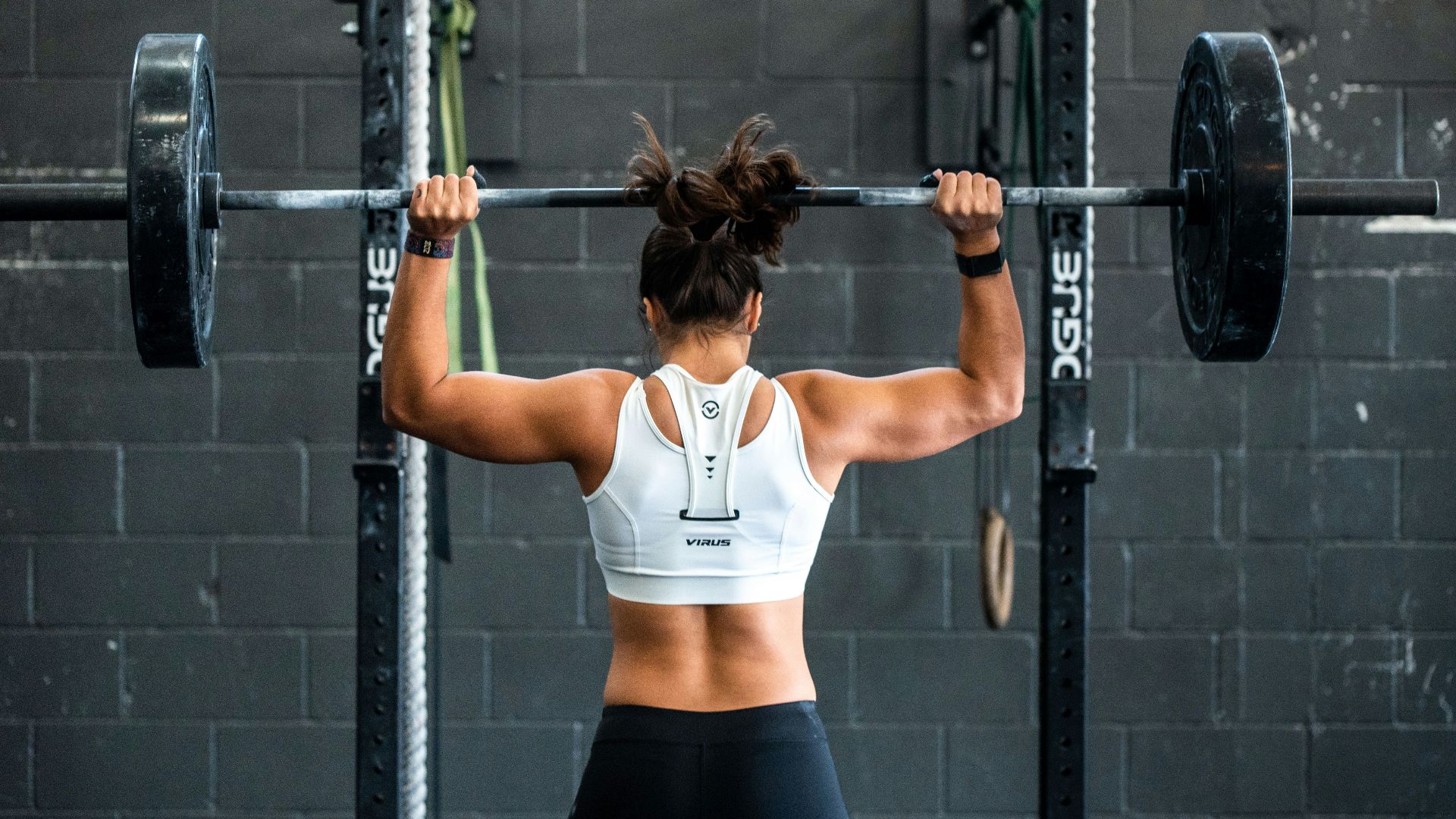 woman doing weight lifting