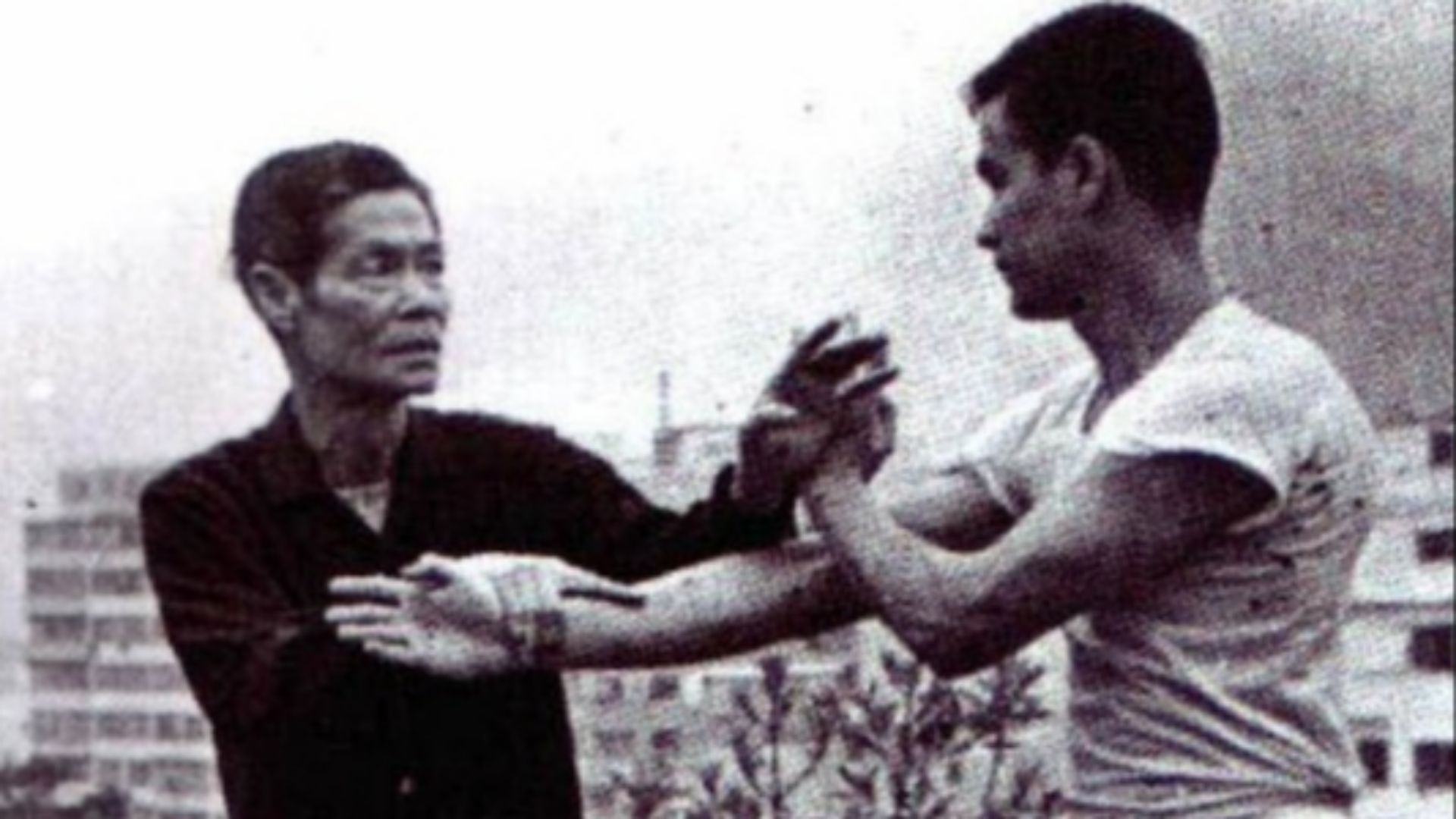 File:The age of 18 Bruce Lee picture 2.jpg