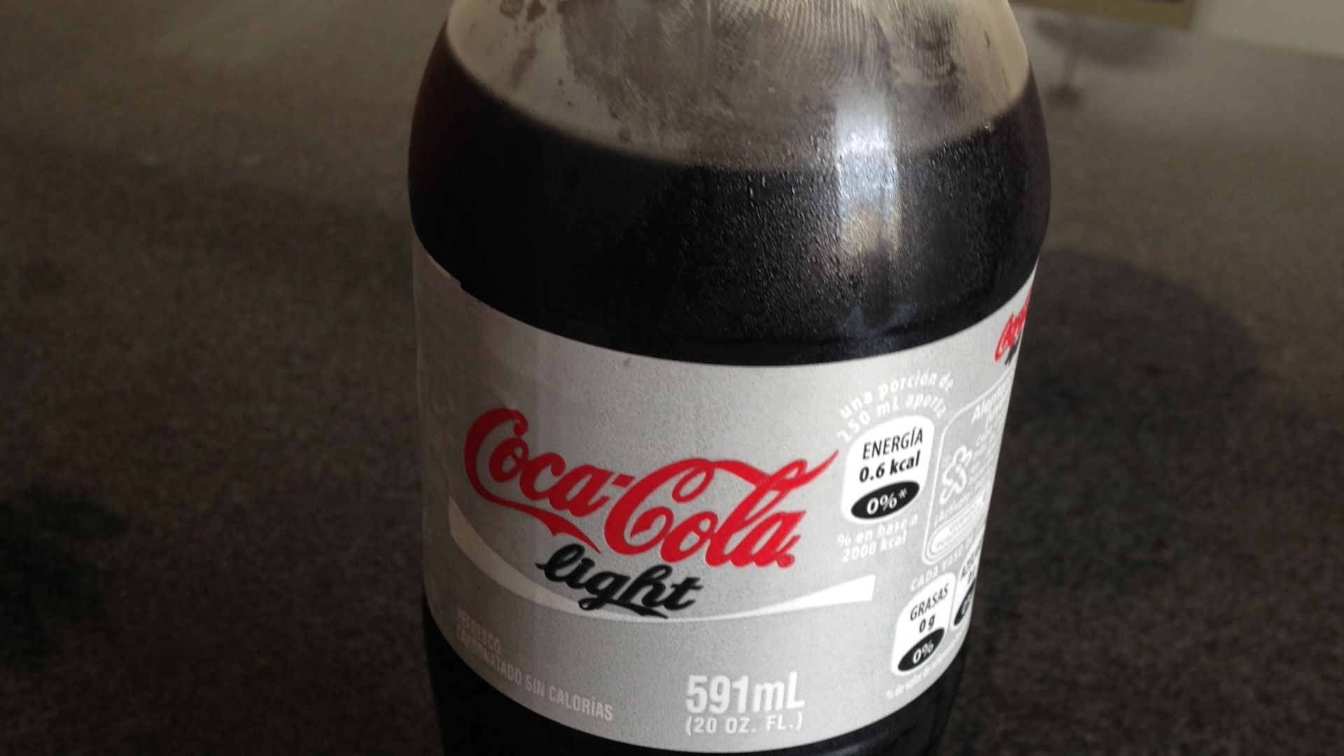 File:Coca-Cola Light 591ml.jpg