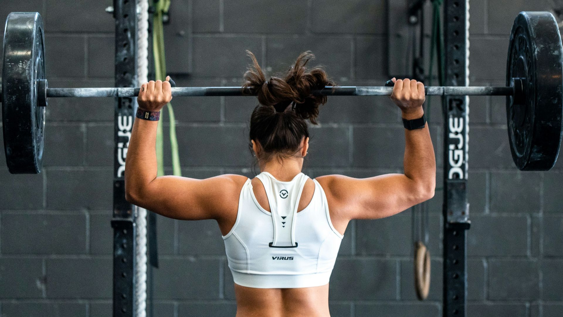 woman doing weight lifting