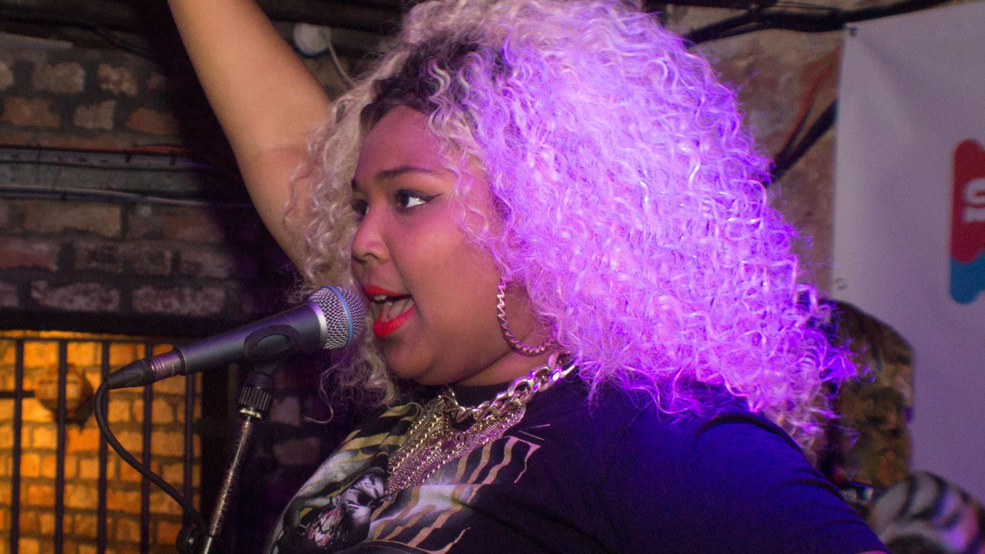 File:Lizzo, Liverpool SoundCity 2014.jpg
