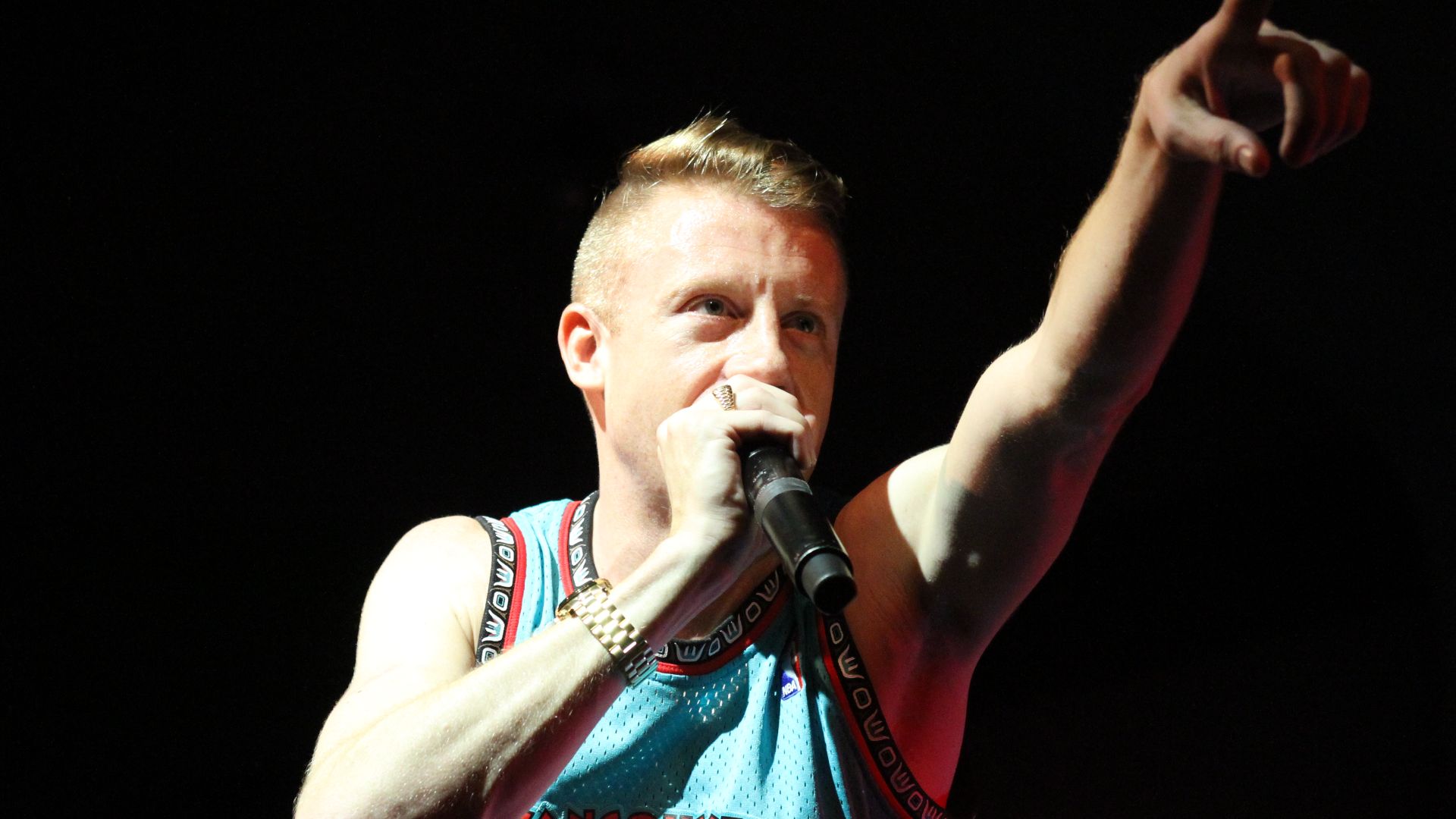File:Macklemore (8466293836).jpg